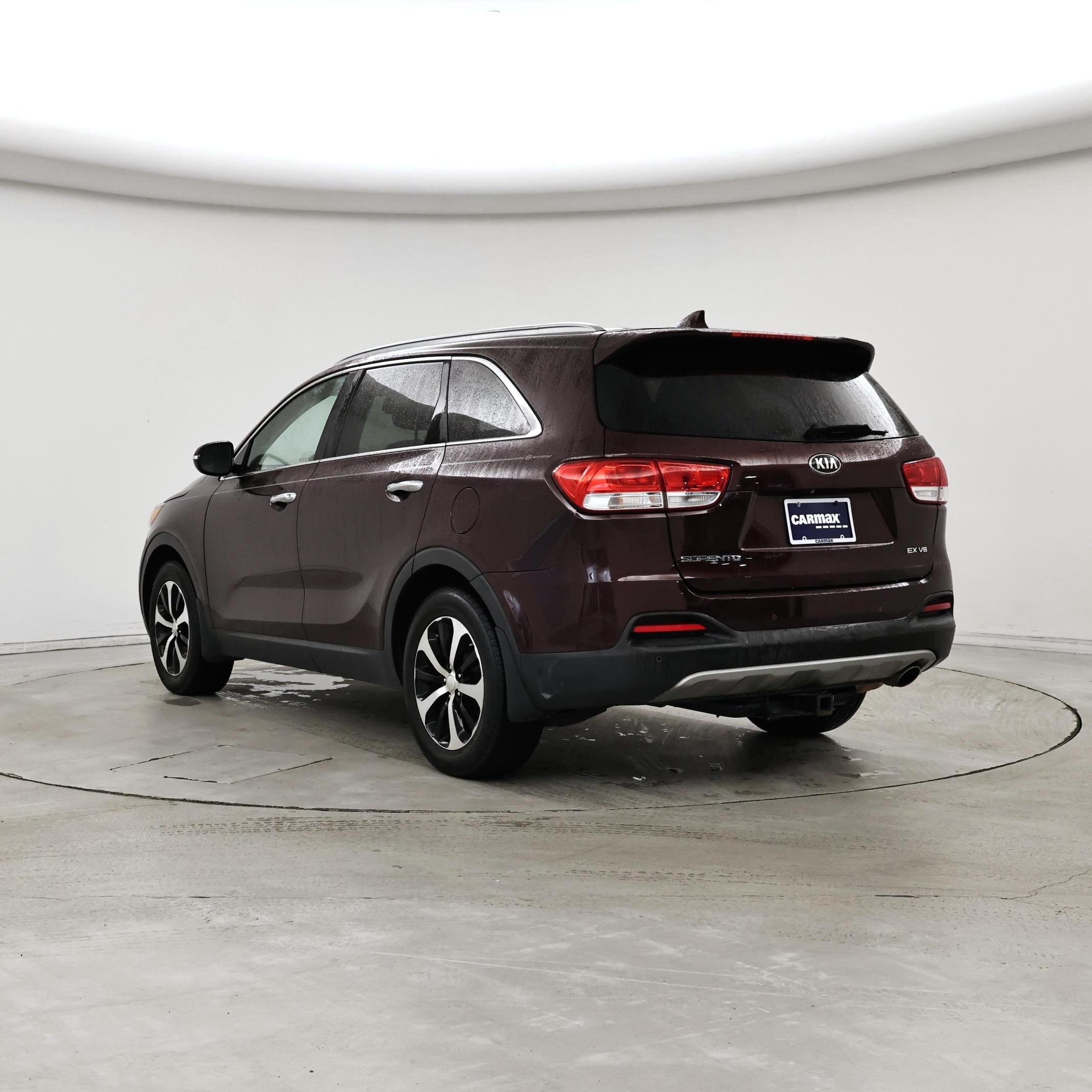 Thumbnail: 2016 Kia Sorento - 2