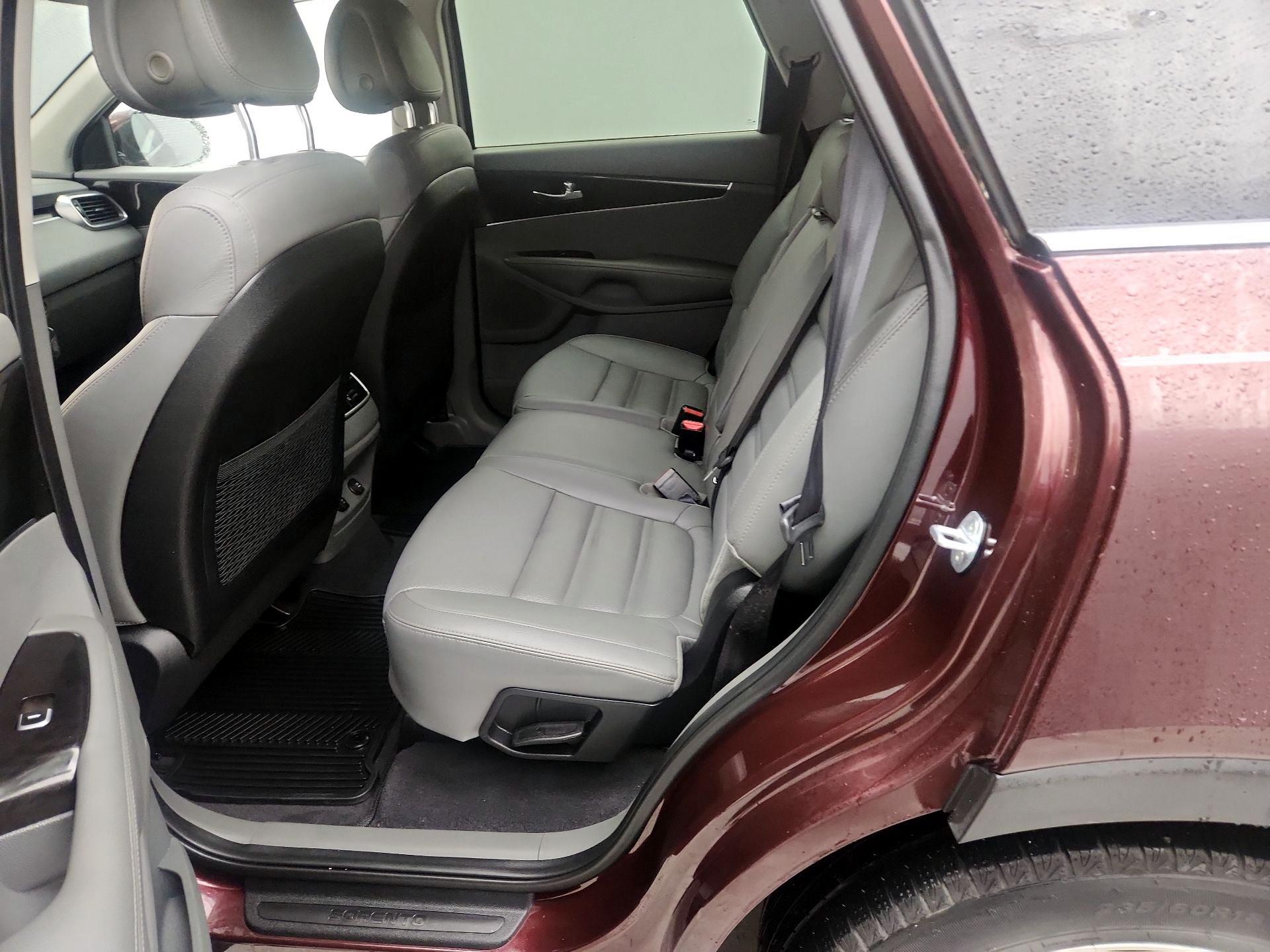 Thumbnail: 2016 Kia Sorento - 19