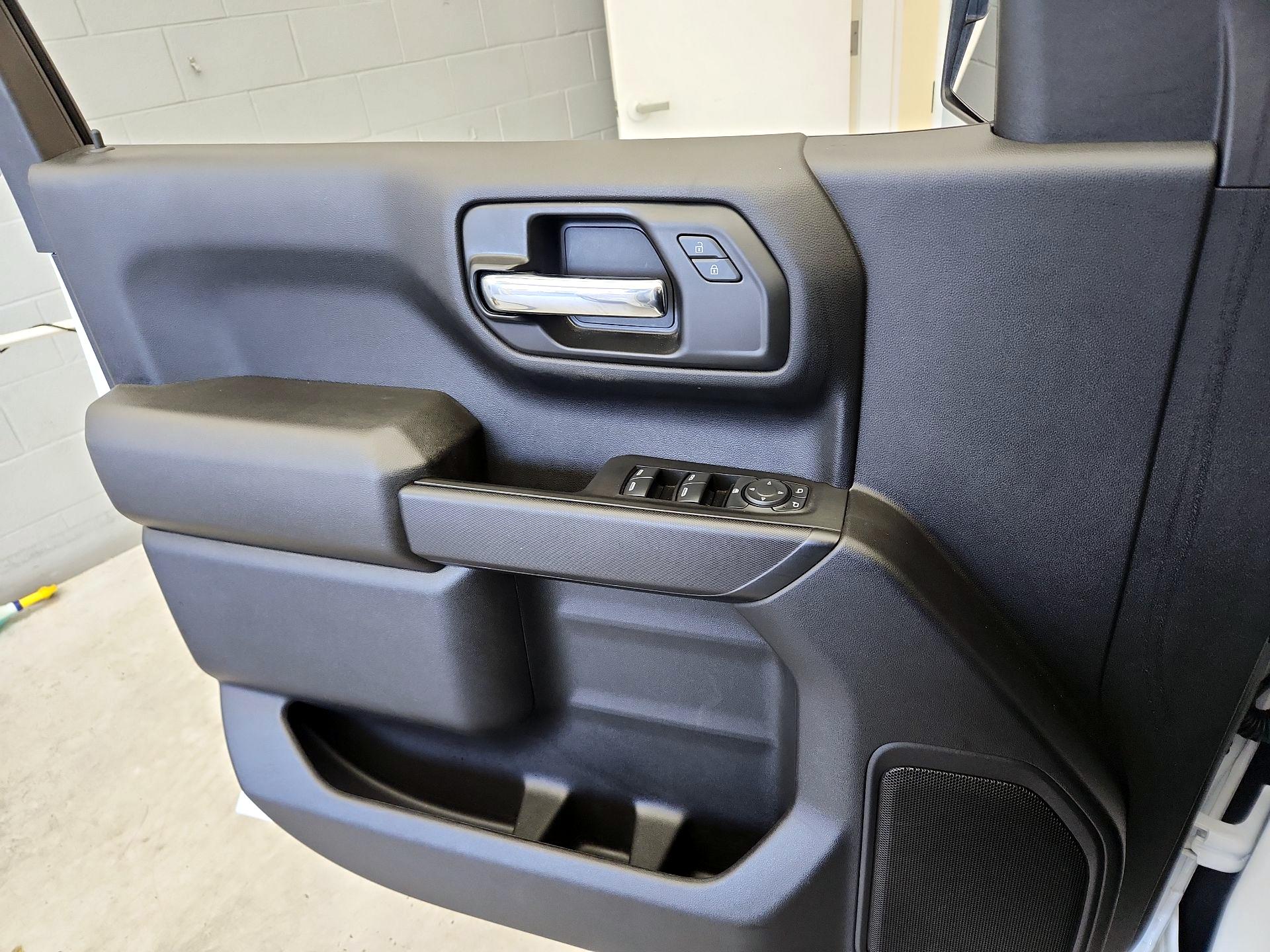 Thumbnail: 2024 Chevrolet Silverado 1500 - 12