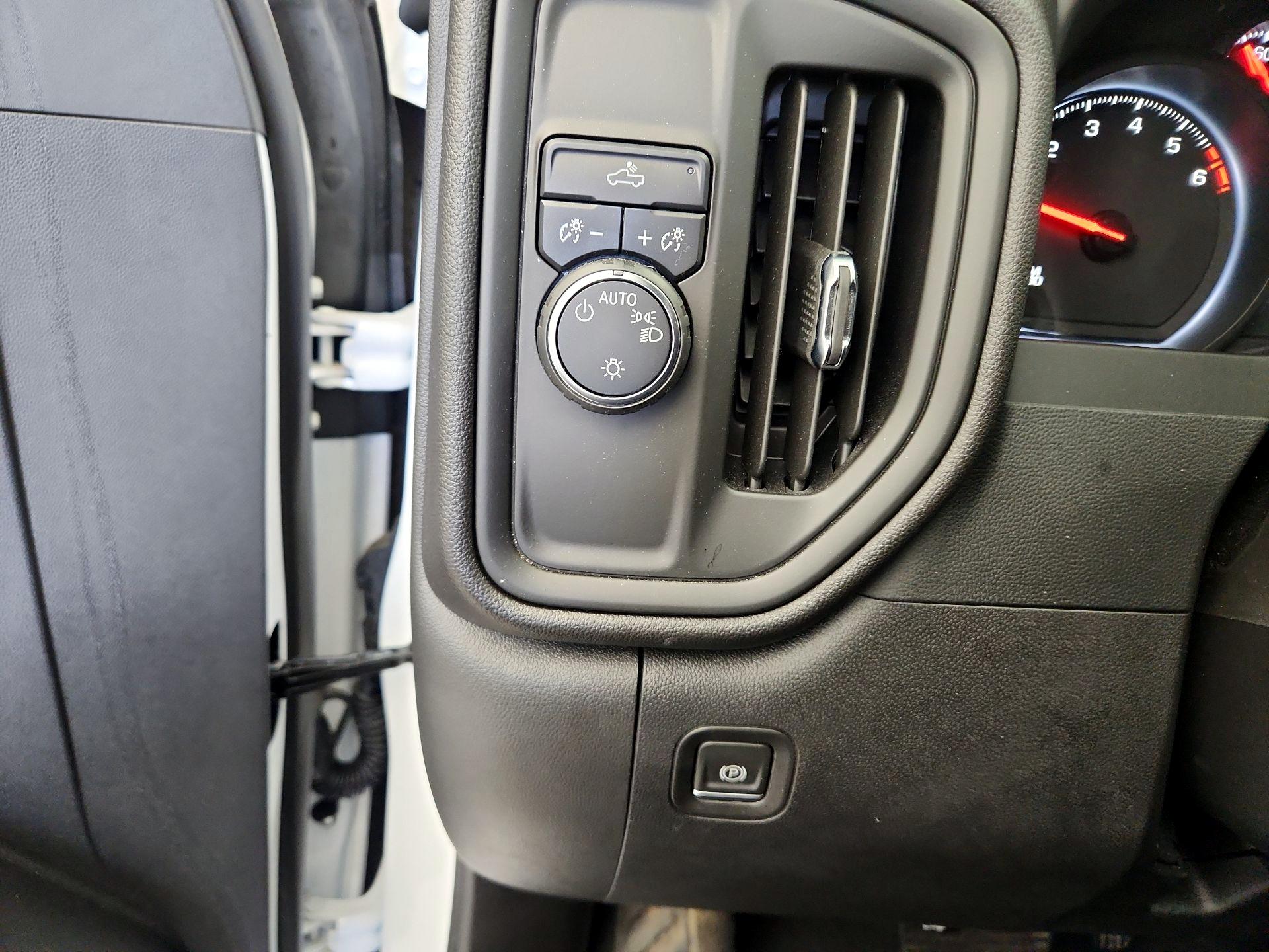 Thumbnail: 2024 Chevrolet Silverado 1500 - 13