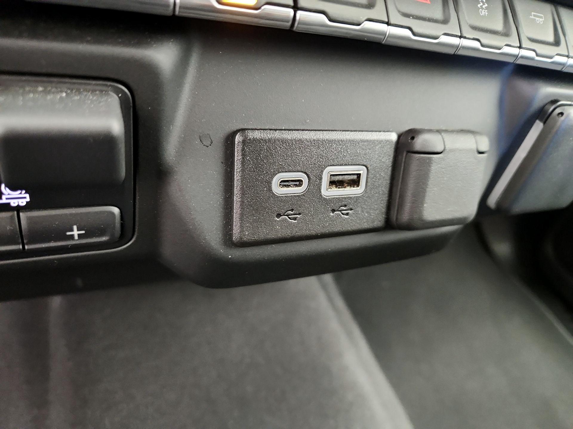 Thumbnail: 2024 Chevrolet Silverado 1500 - 18