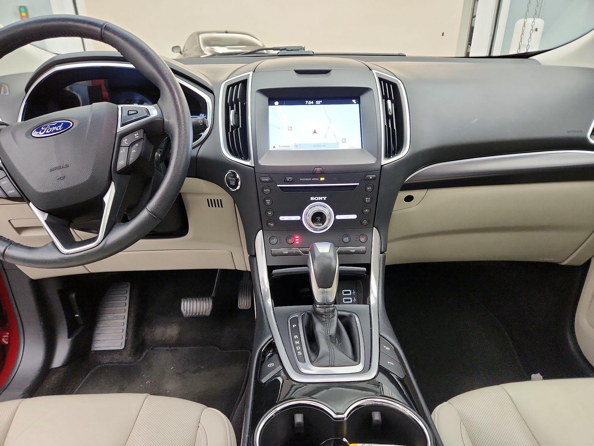 Thumbnail: 2017 Ford Edge - 9