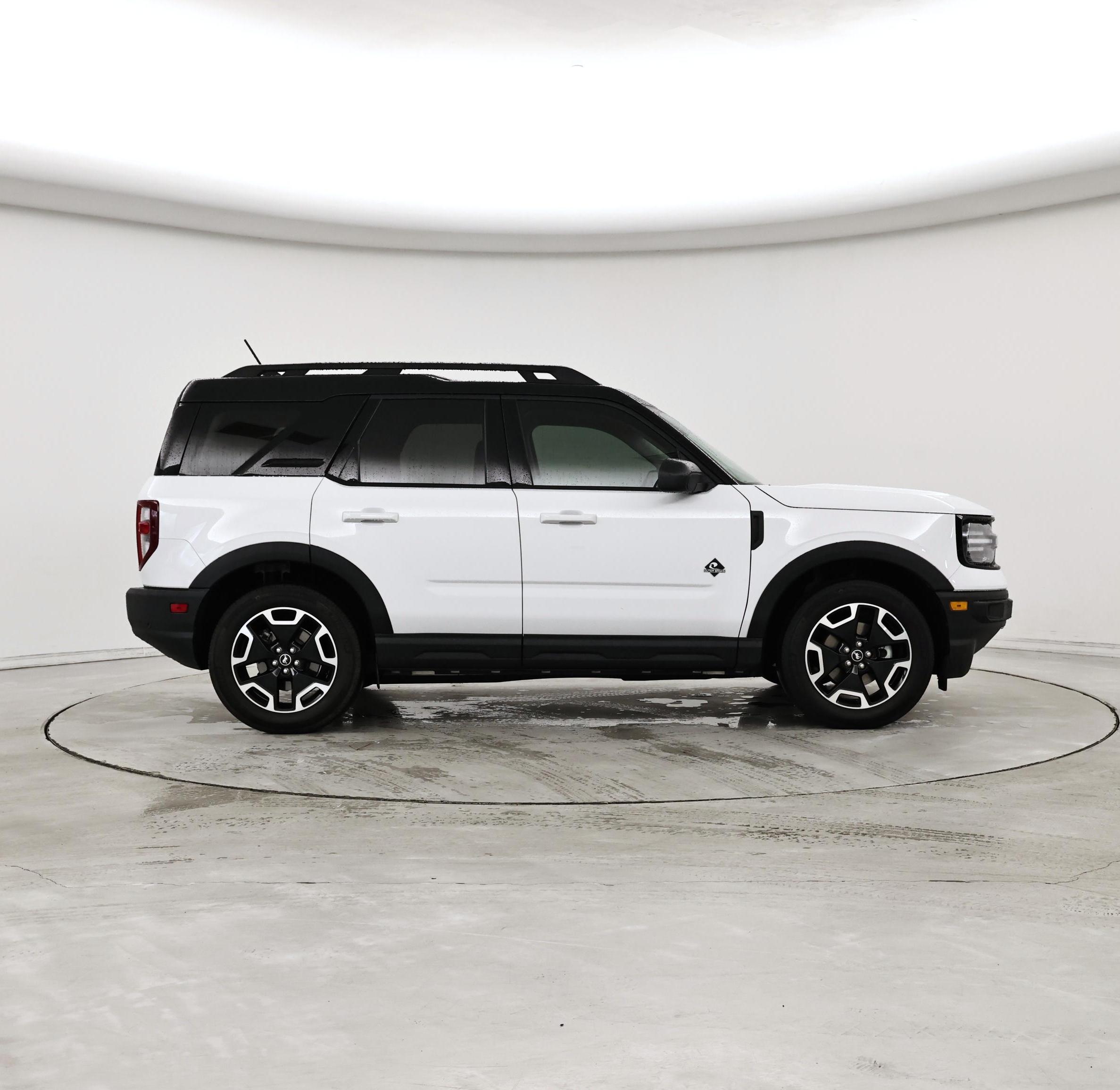 Thumbnail: 2023 Ford Bronco Sport - 7