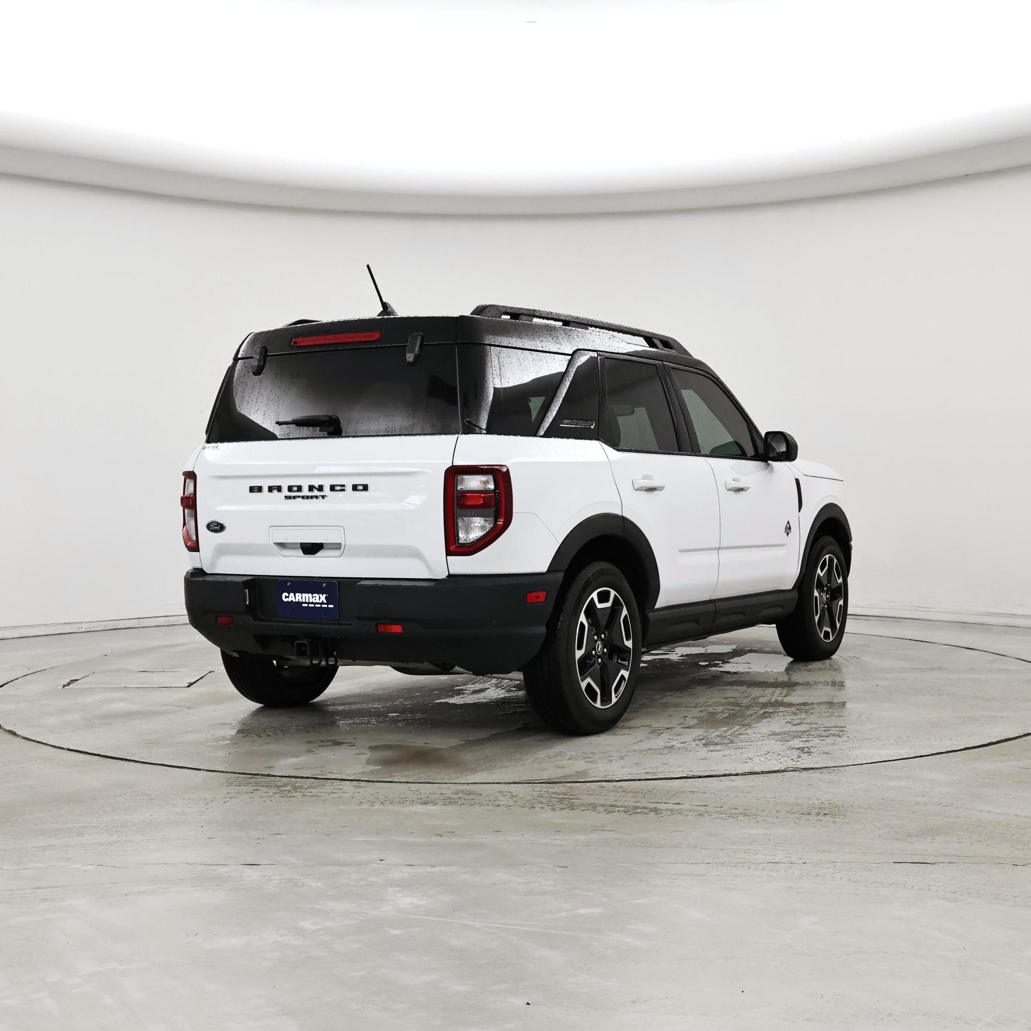 Thumbnail: 2023 Ford Bronco Sport - 8