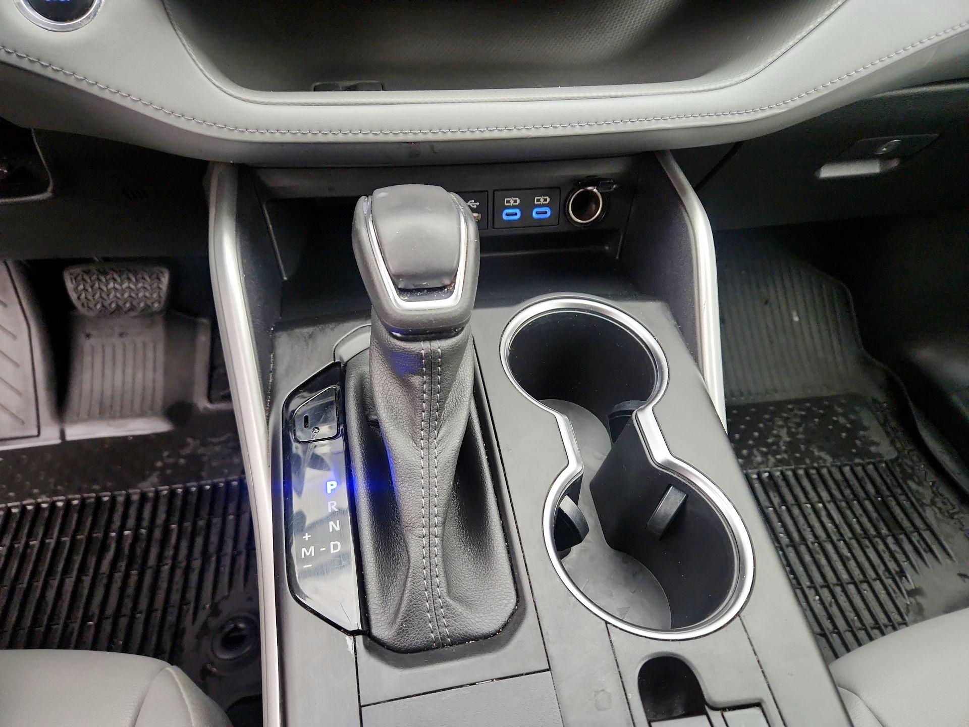 Thumbnail: 2022 Toyota Highlander - 18