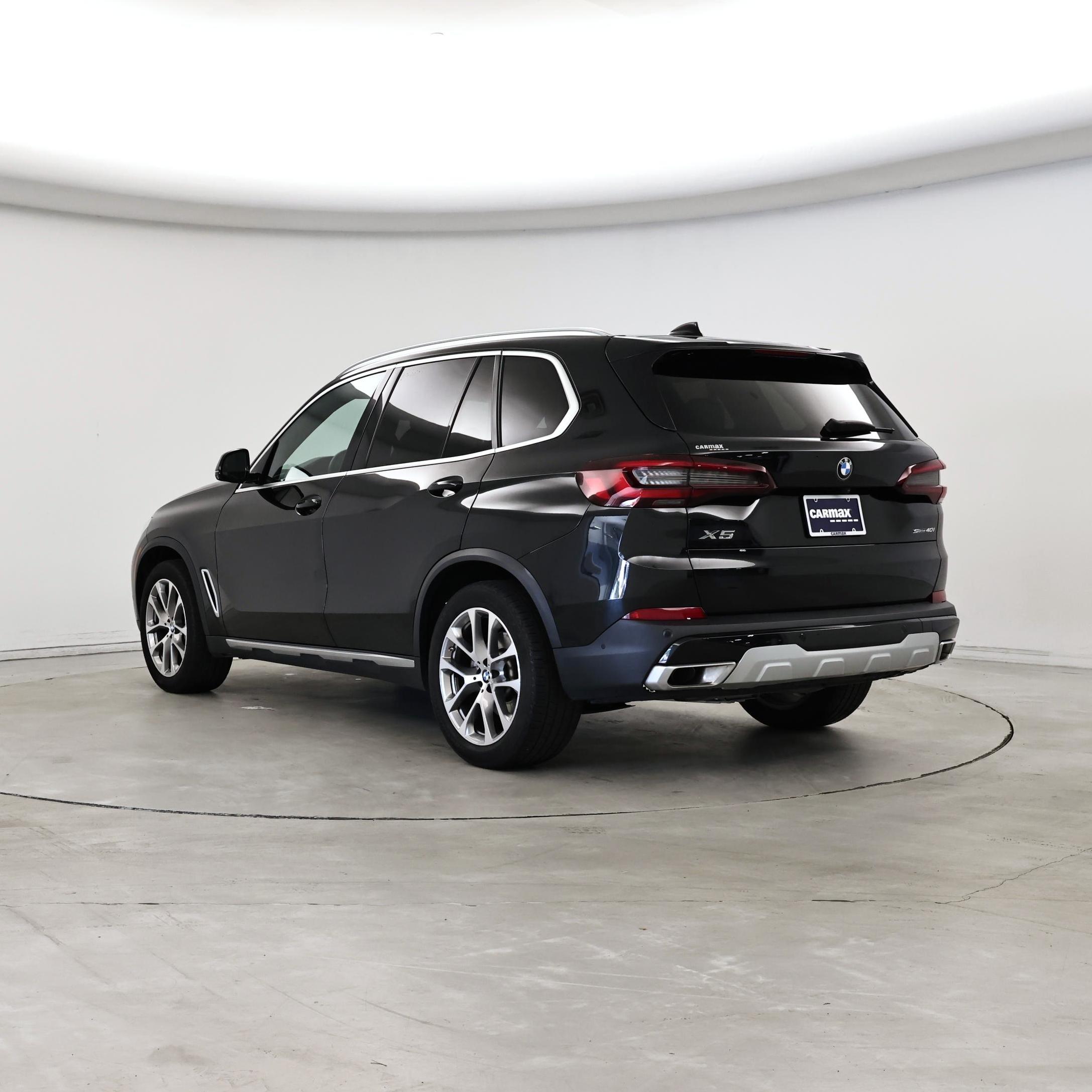 Thumbnail: 2023 BMW X5 - 2