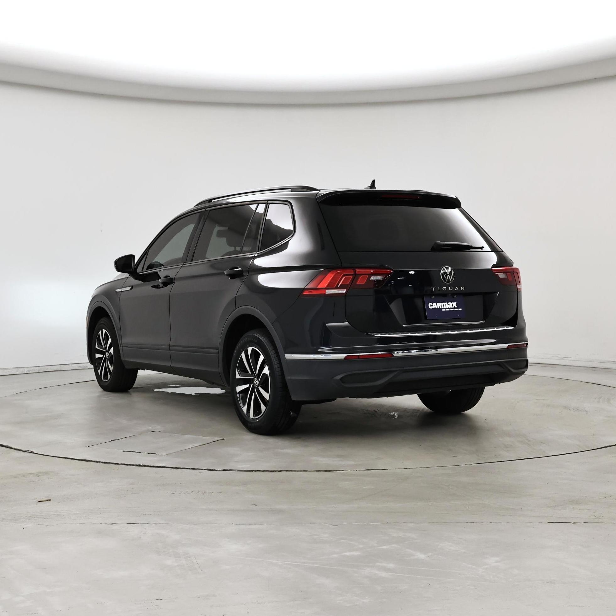 Thumbnail: 2022 Volkswagen Tiguan - 2