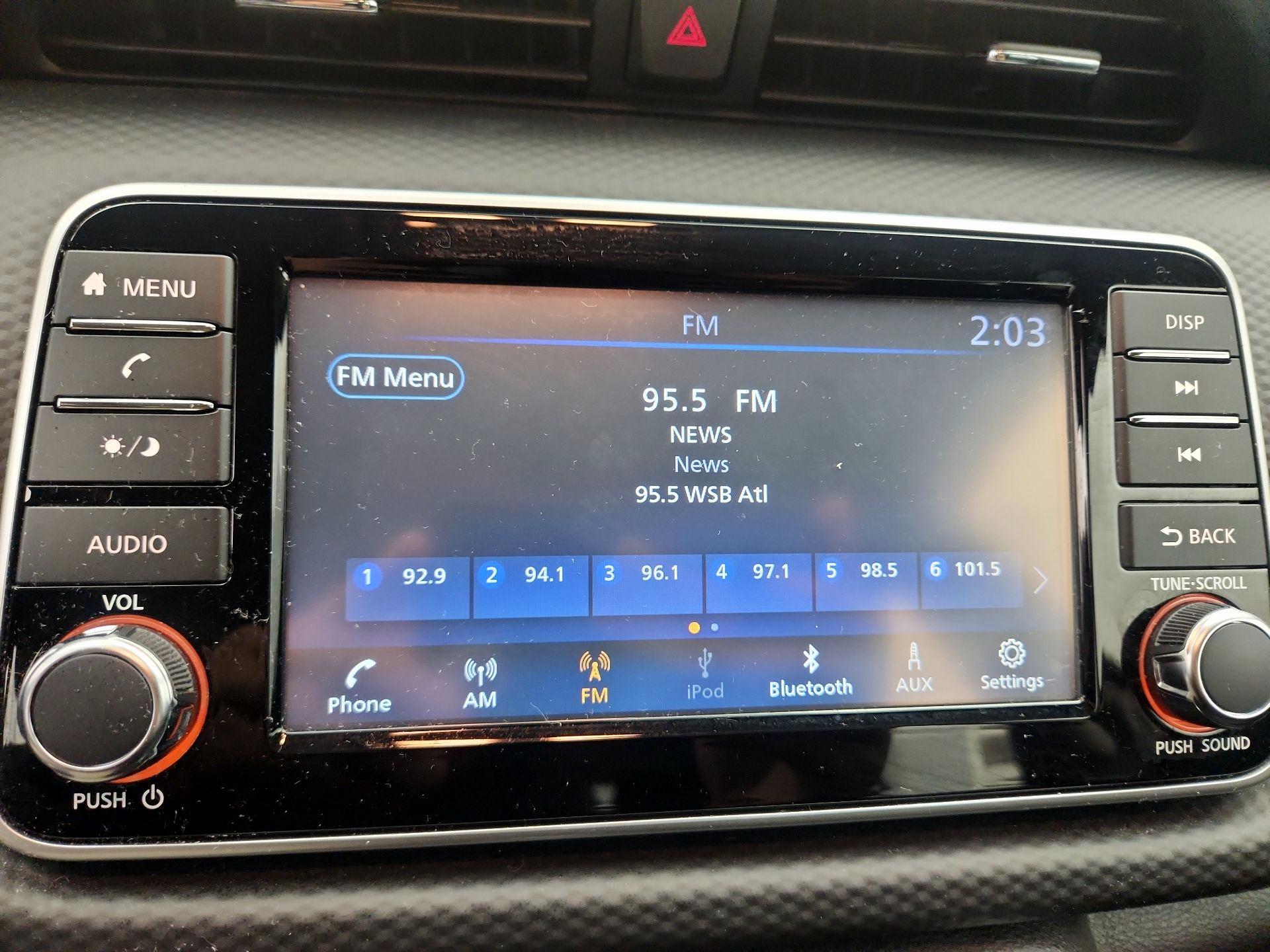 Thumbnail: 2022 Nissan Kicks - 15