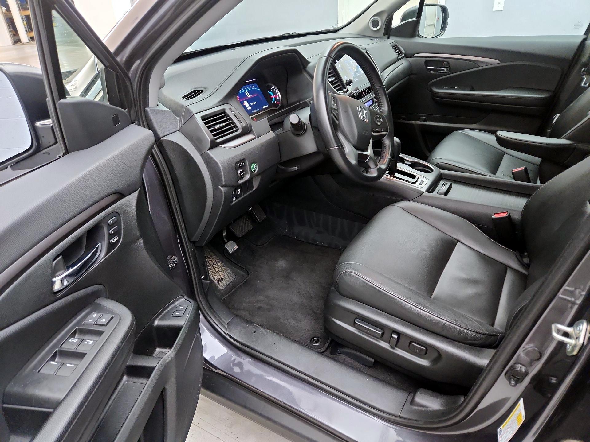 Thumbnail: 2020 Honda Pilot - 11