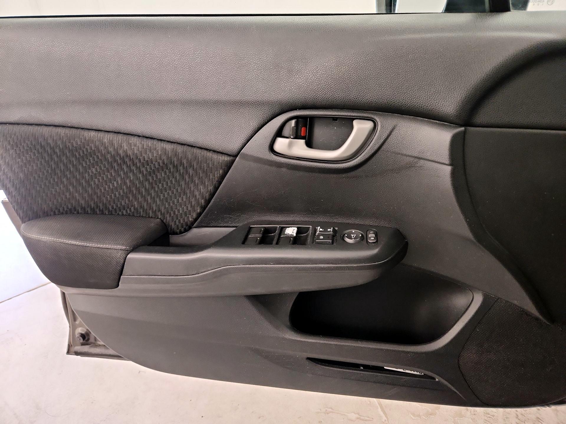 Thumbnail: 2014 Honda Civic - 12