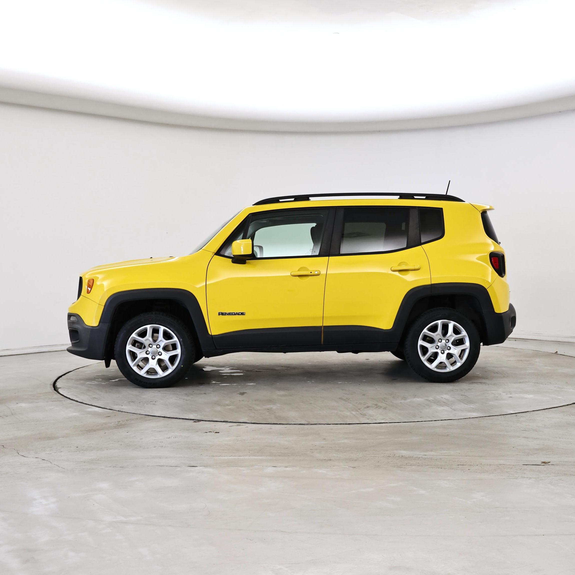 Thumbnail: 2018 Jeep Renegade - 3