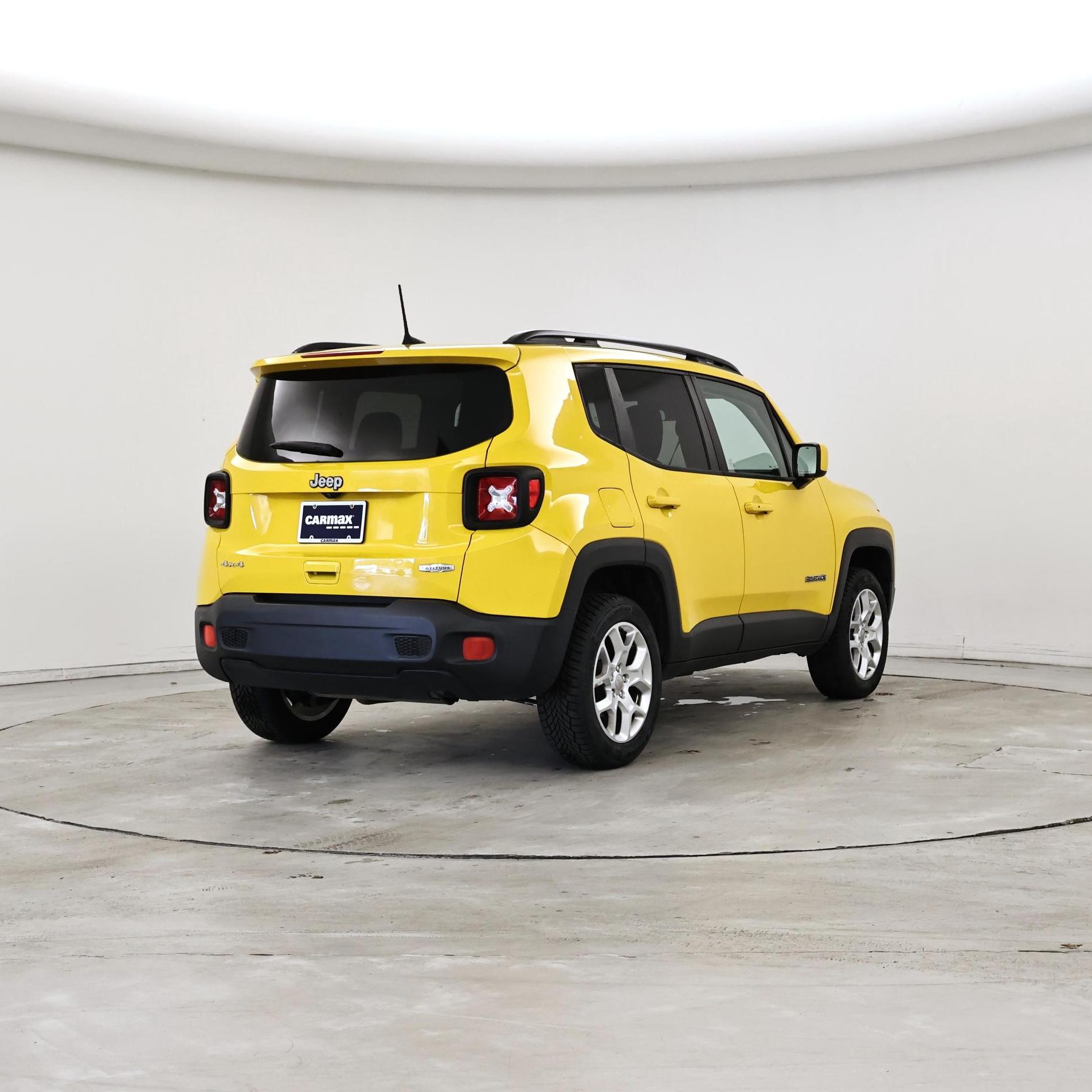 Thumbnail: 2018 Jeep Renegade - 8