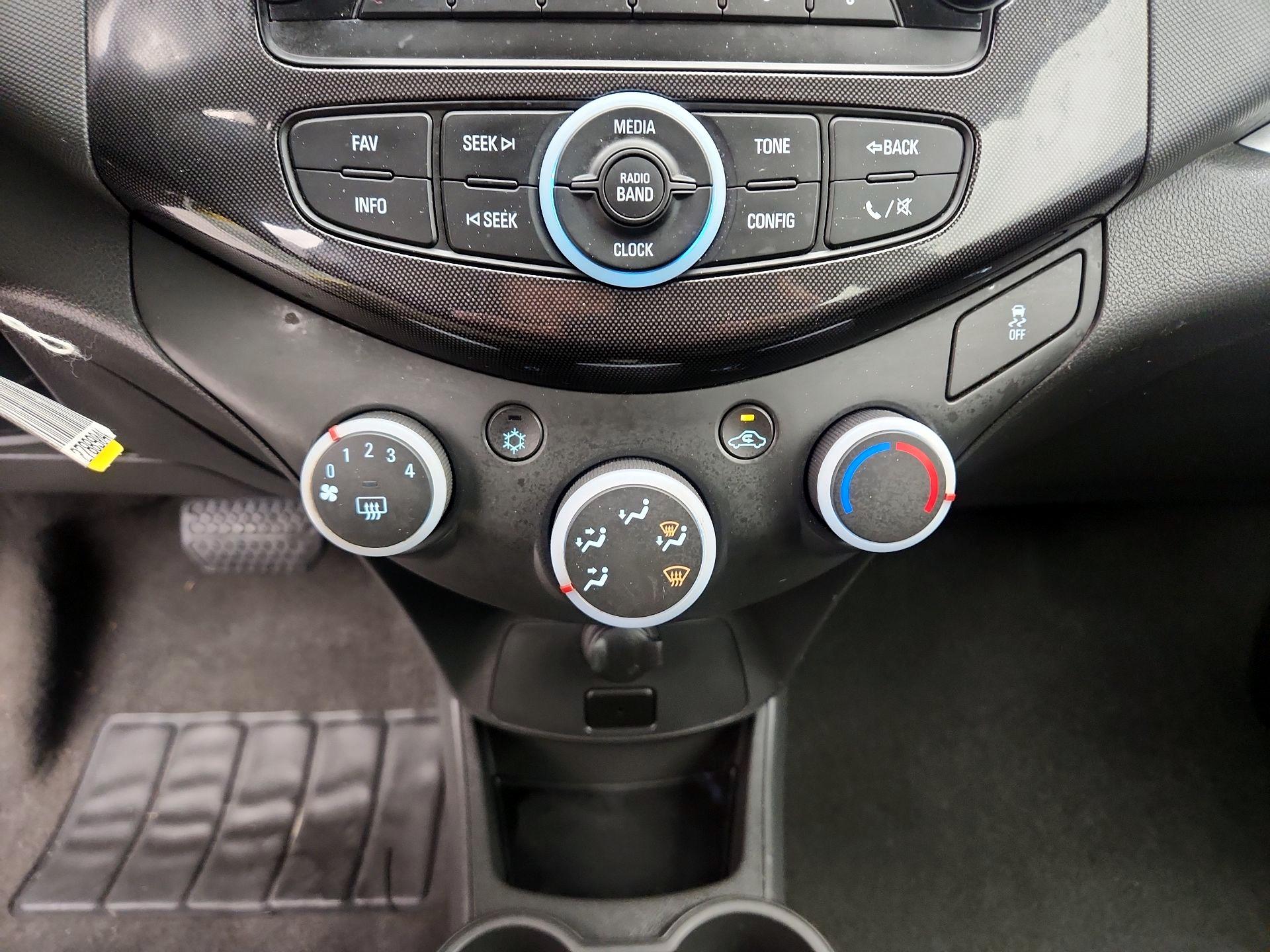 Thumbnail: 2014 Chevrolet Spark - 15