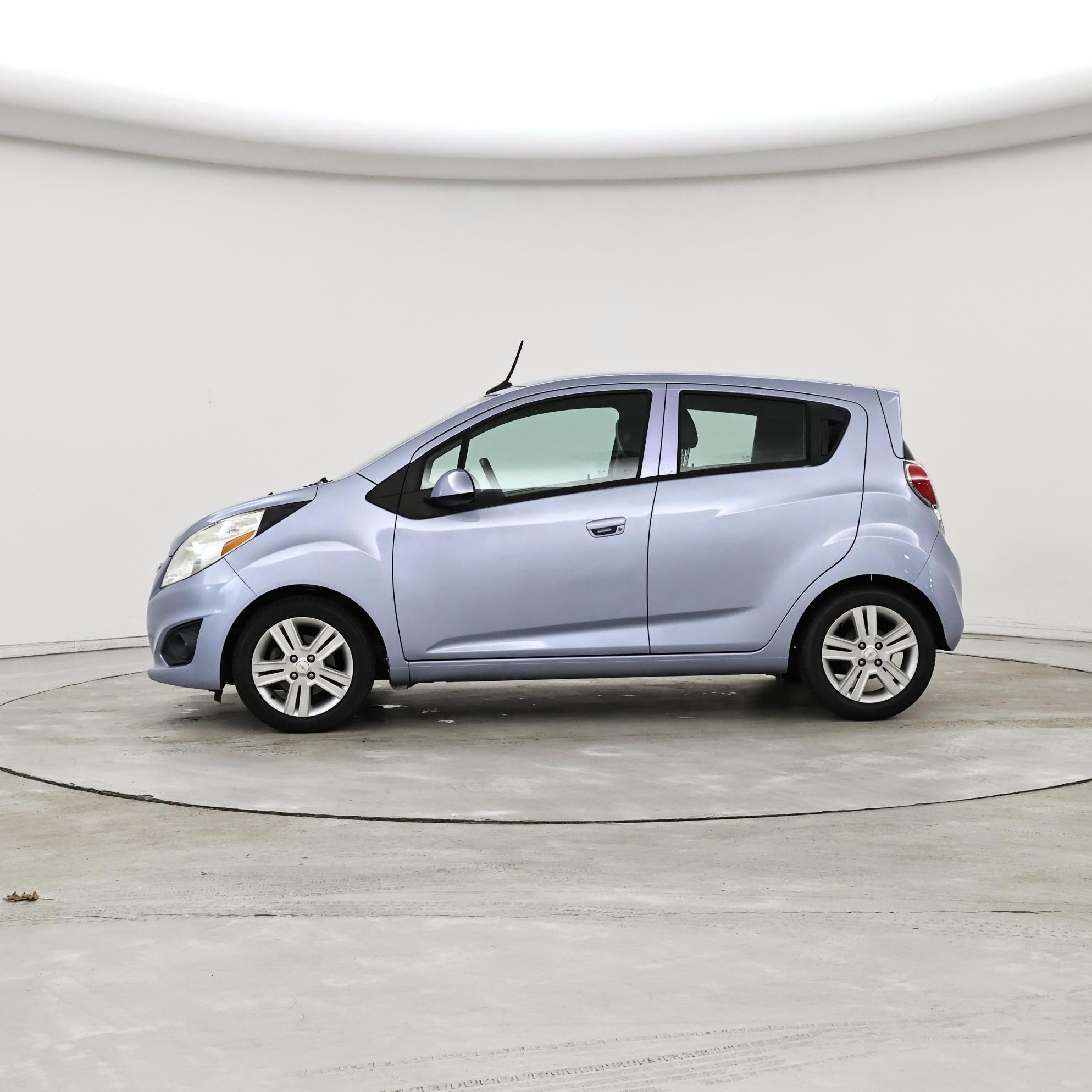 Thumbnail: 2014 Chevrolet Spark - 3