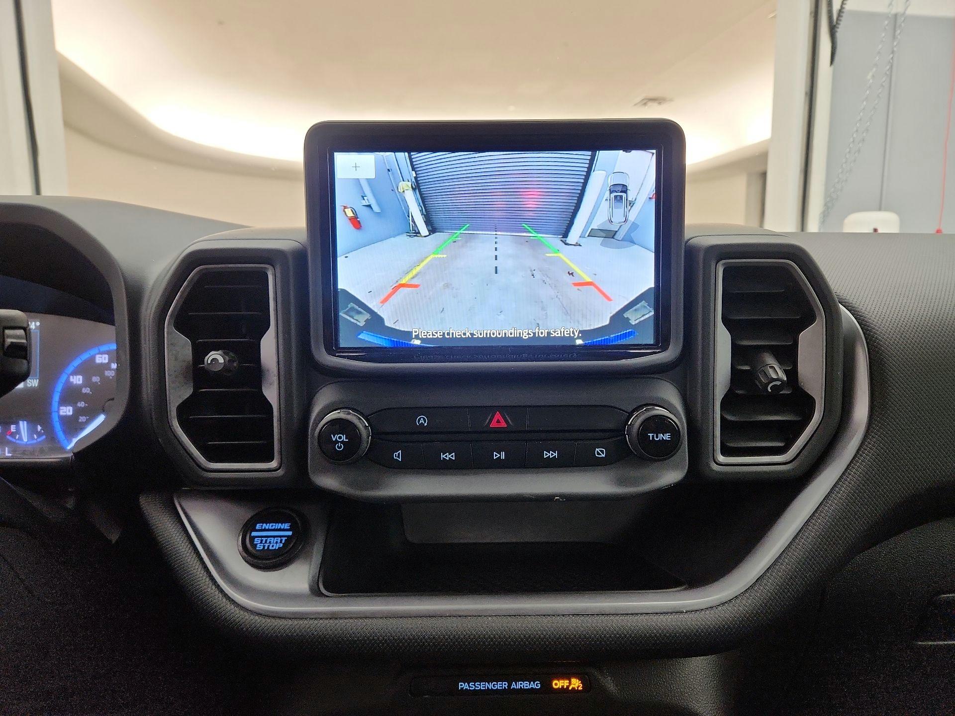 Thumbnail: 2022 Ford Bronco Sport - 15