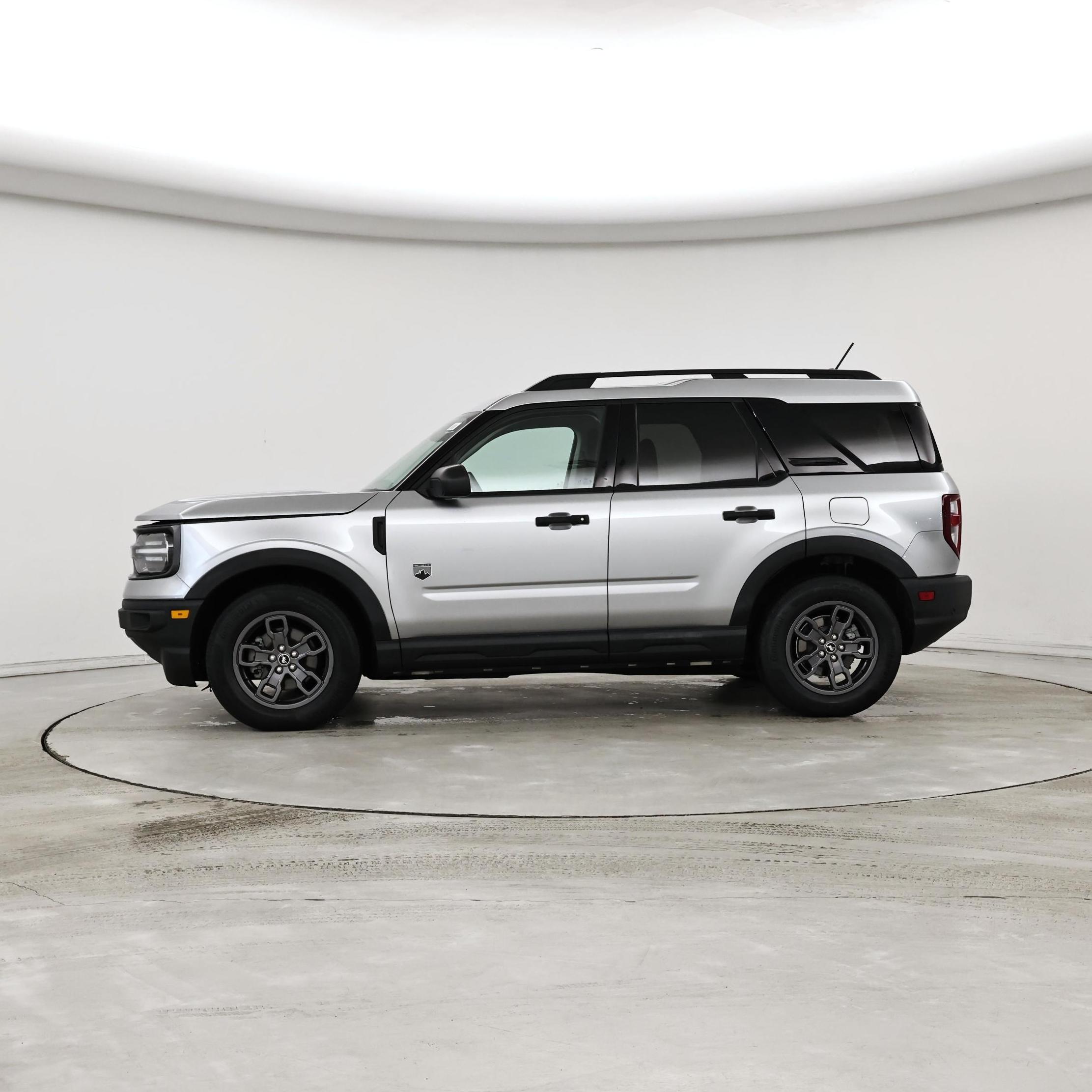 Thumbnail: 2022 Ford Bronco Sport - 3