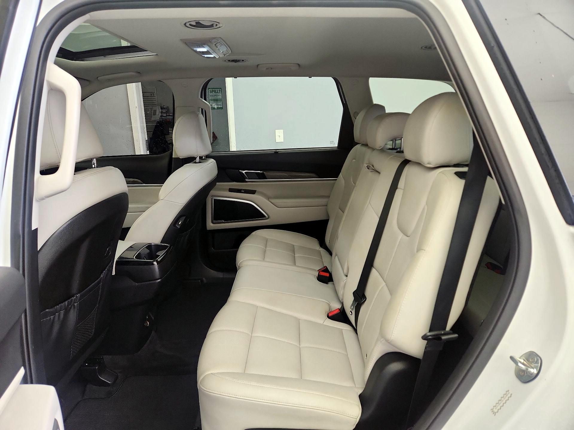 Thumbnail: 2020 Kia Telluride - 20