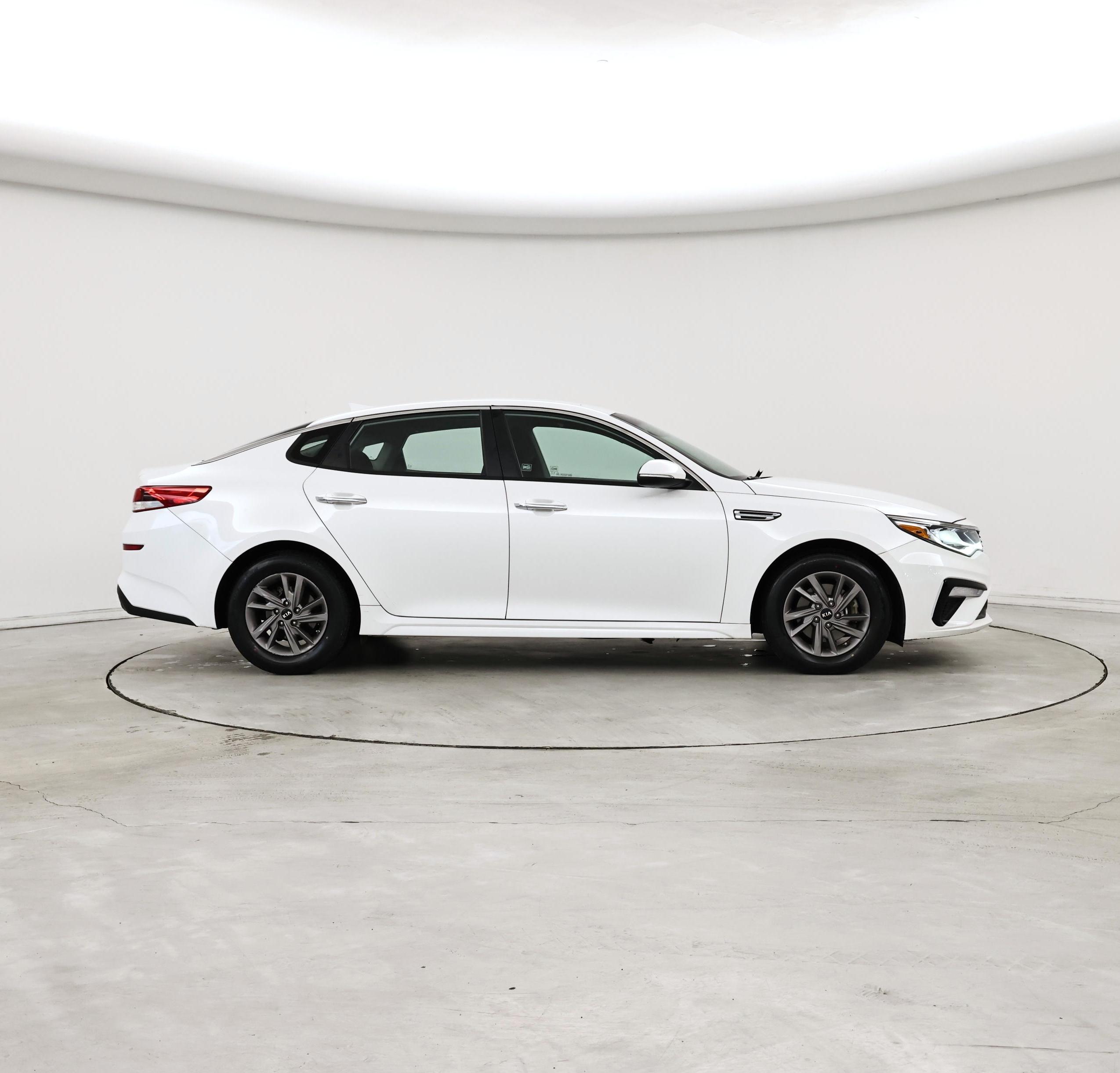 Thumbnail: 2020 Kia Optima - 7