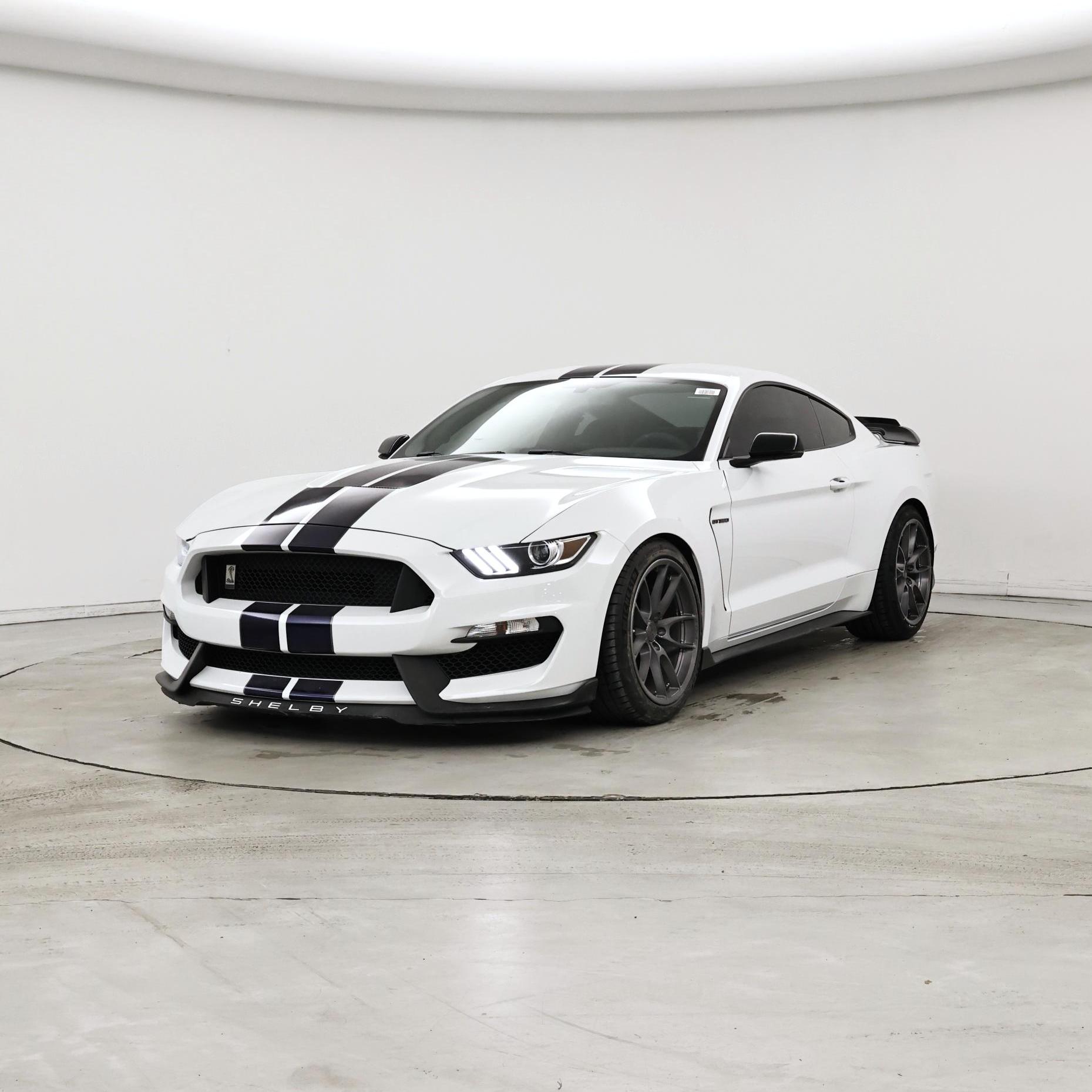 Thumbnail: 2019 Ford Mustang - 4