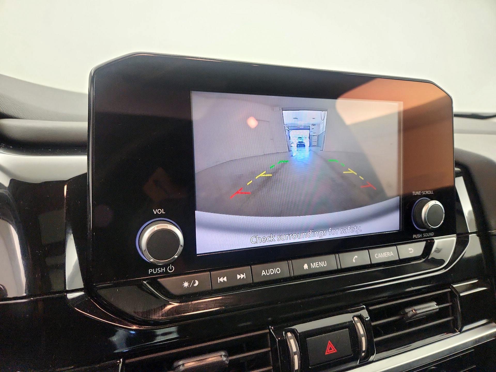 Thumbnail: 2022 Nissan Pathfinder - 14