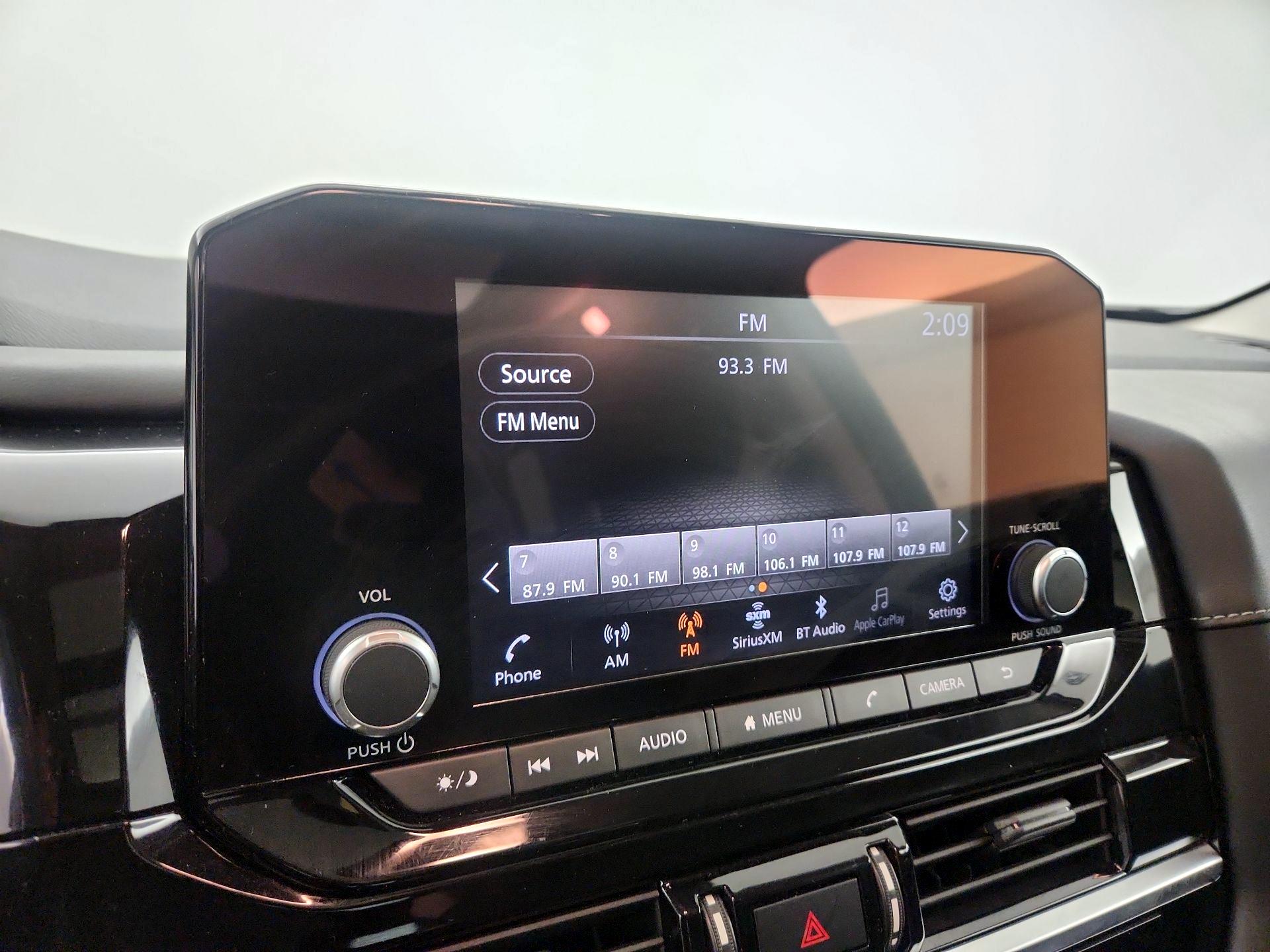 Thumbnail: 2022 Nissan Pathfinder - 15