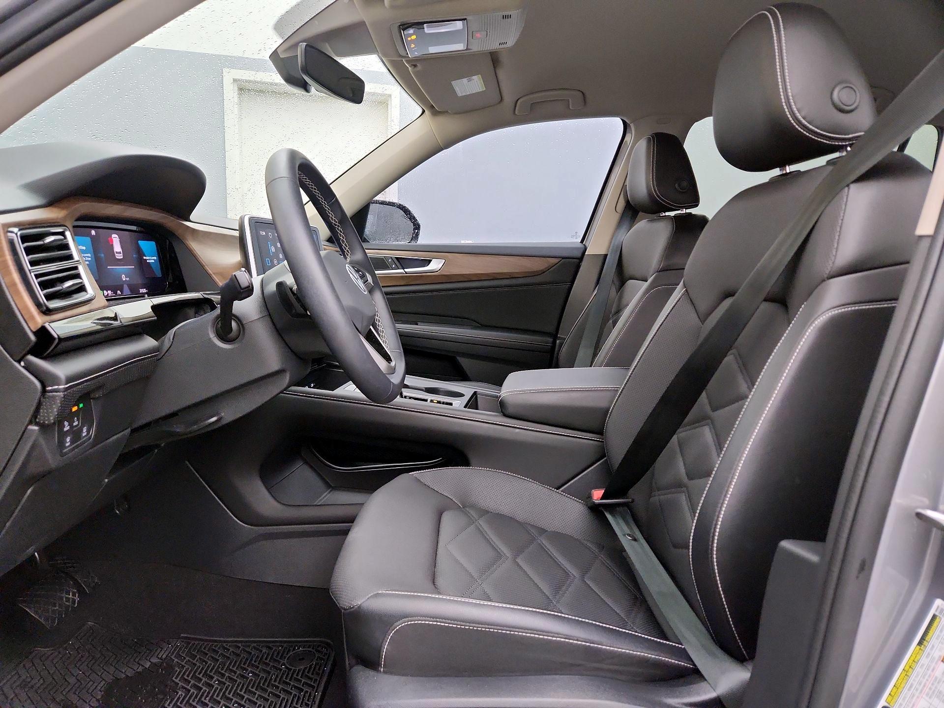 Thumbnail: 2024 Volkswagen Atlas - 11