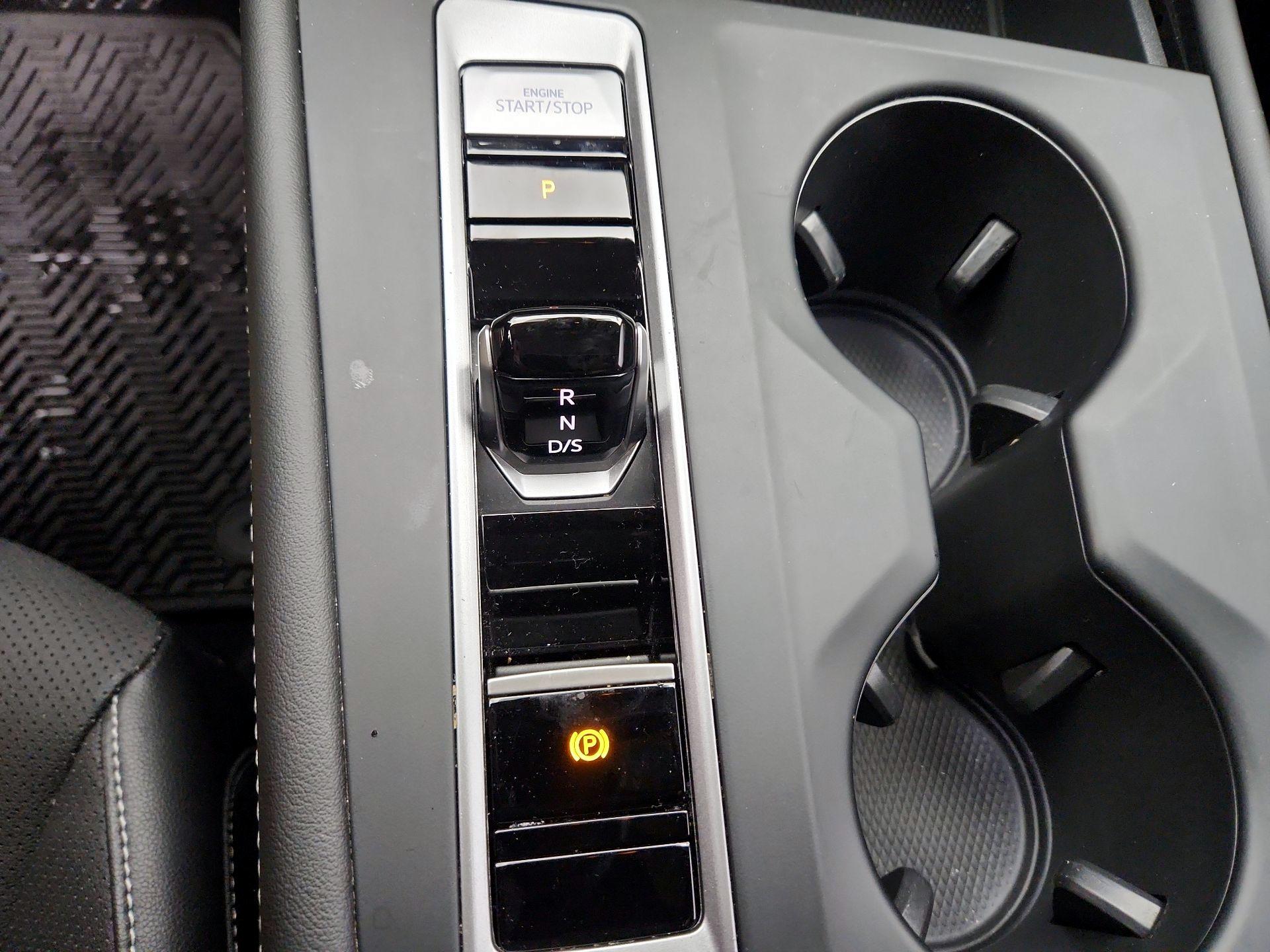 Thumbnail: 2024 Volkswagen Atlas - 17