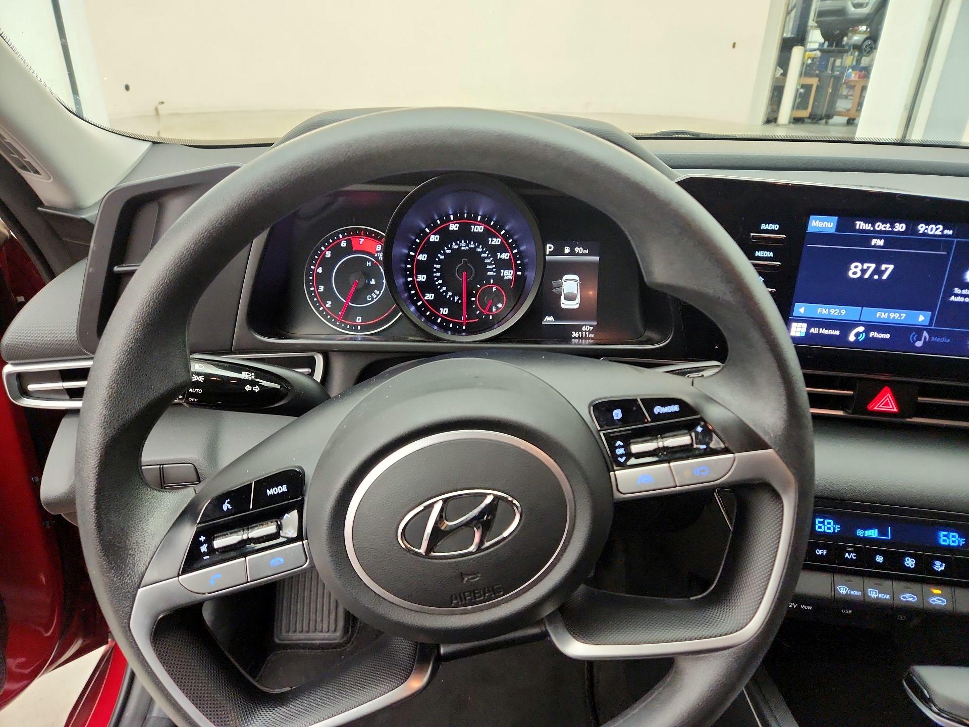 Thumbnail: 2022 Hyundai Elantra - 10