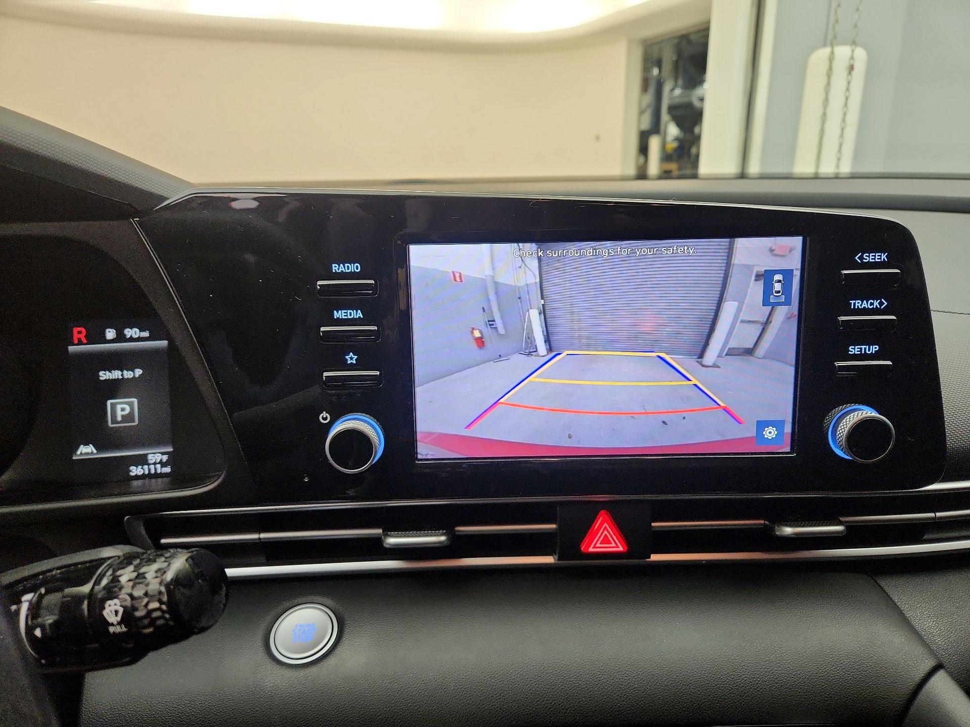 Thumbnail: 2022 Hyundai Elantra - 14