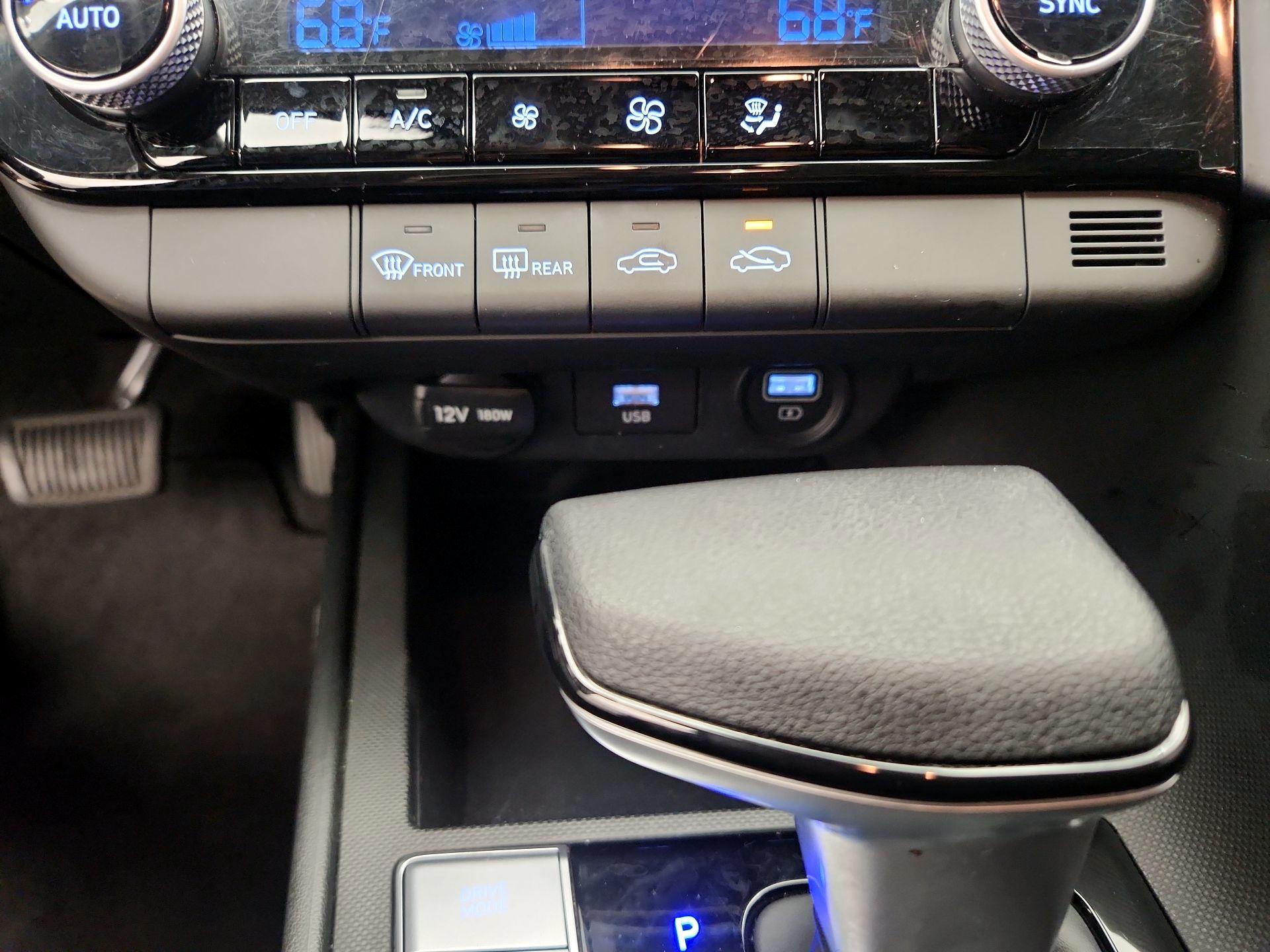 Thumbnail: 2022 Hyundai Elantra - 18