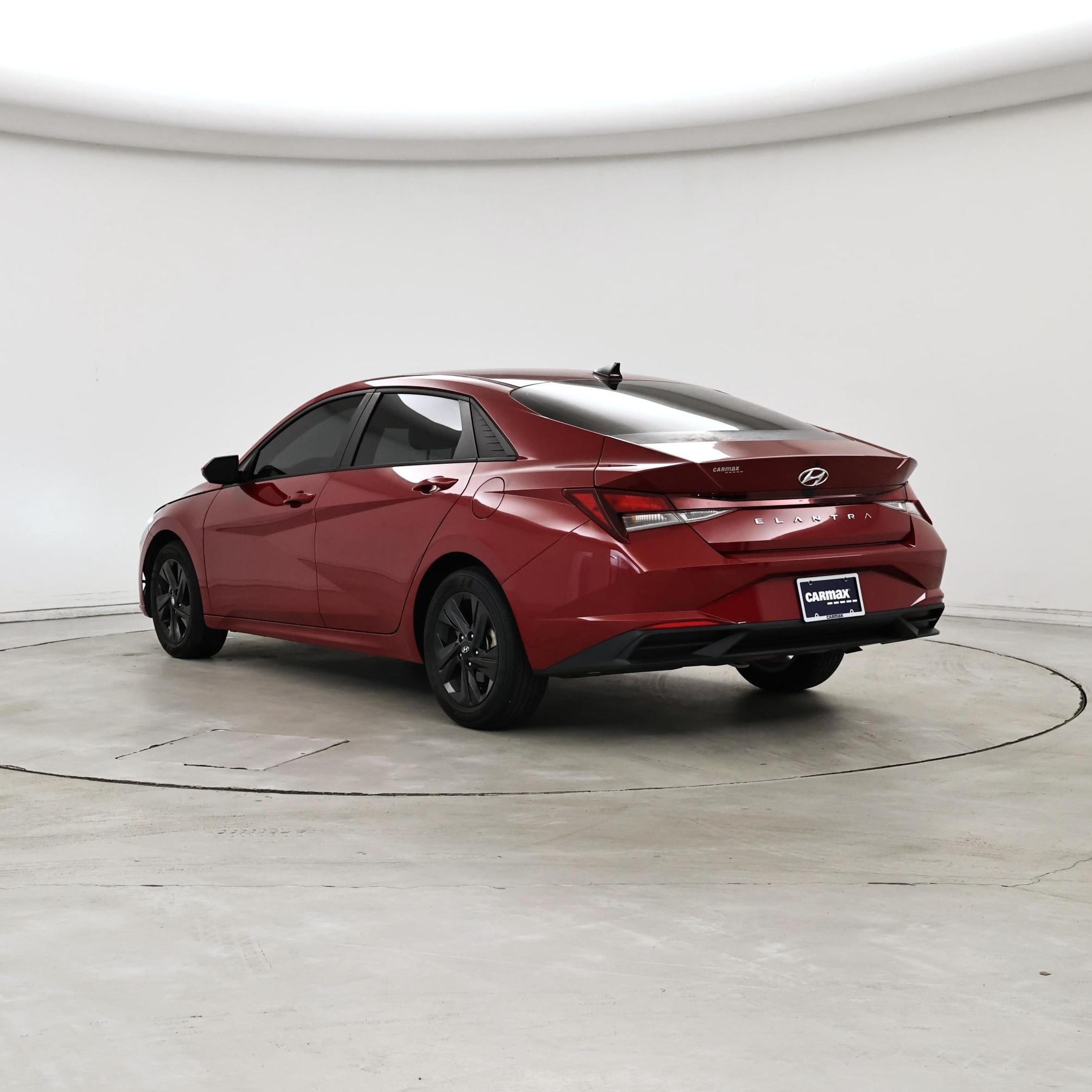 Thumbnail: 2022 Hyundai Elantra - 2