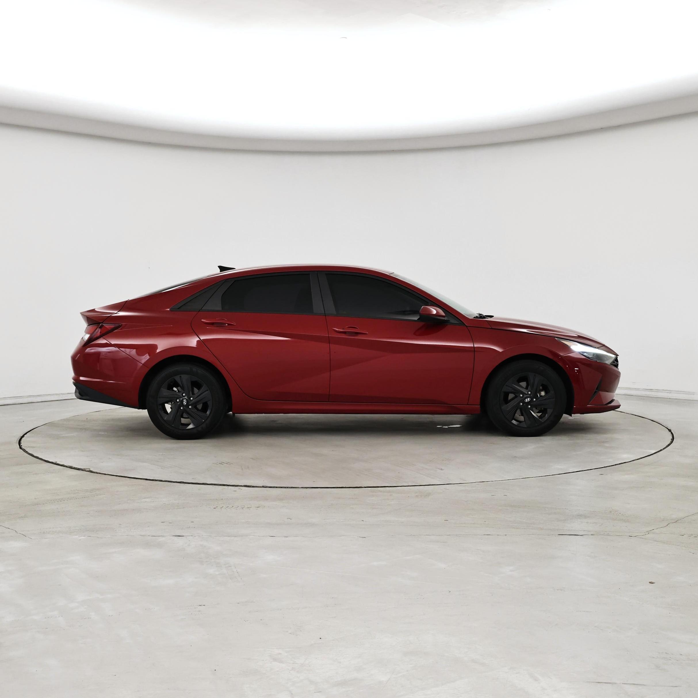 Thumbnail: 2022 Hyundai Elantra - 7