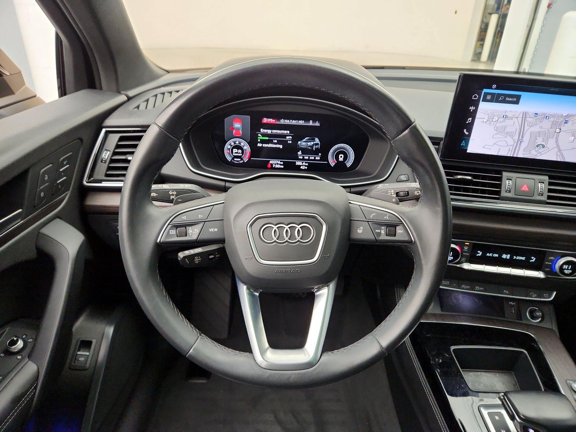 Thumbnail: 2022 Audi Q5 - 10