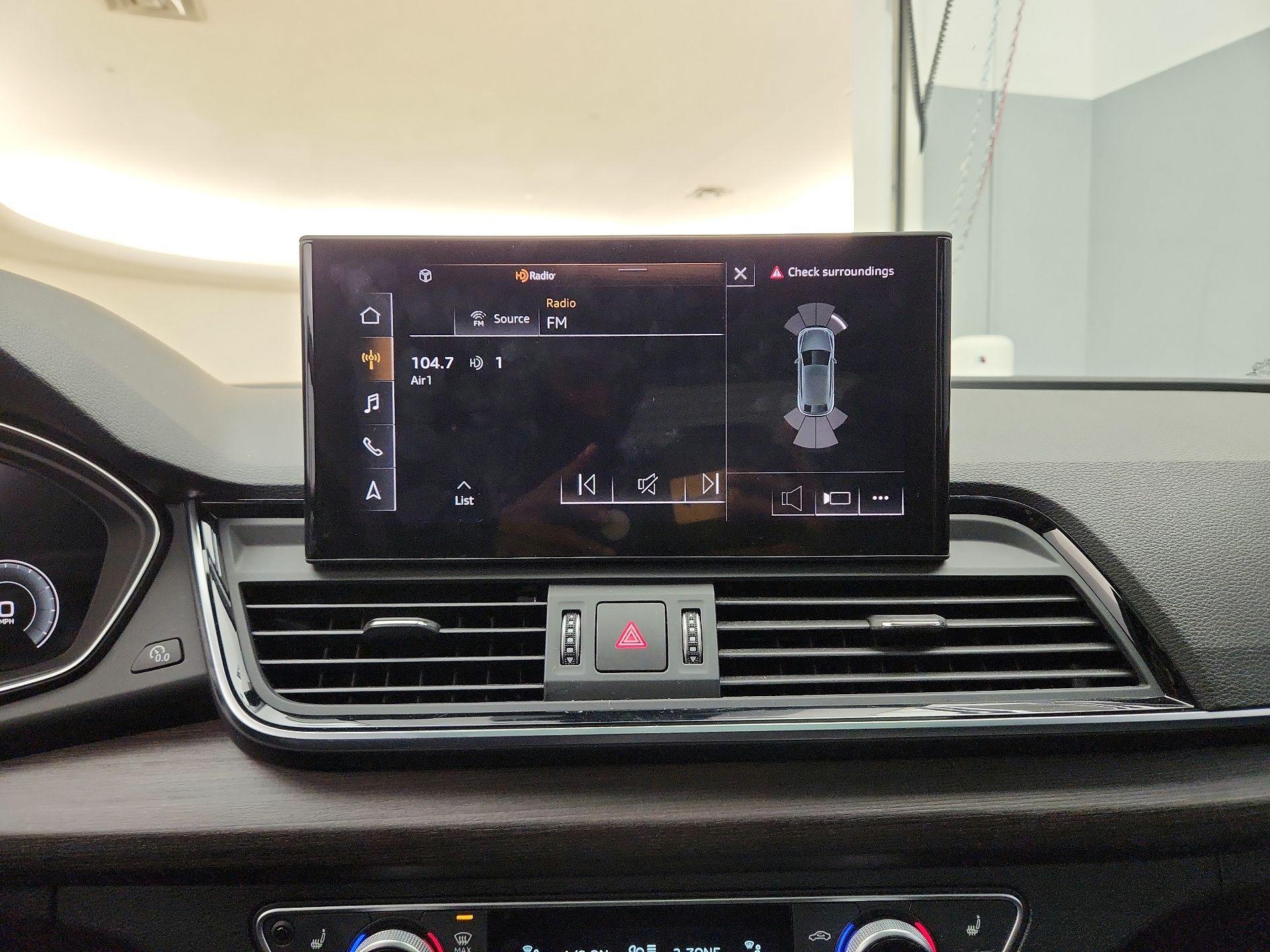 Thumbnail: 2022 Audi Q5 - 16