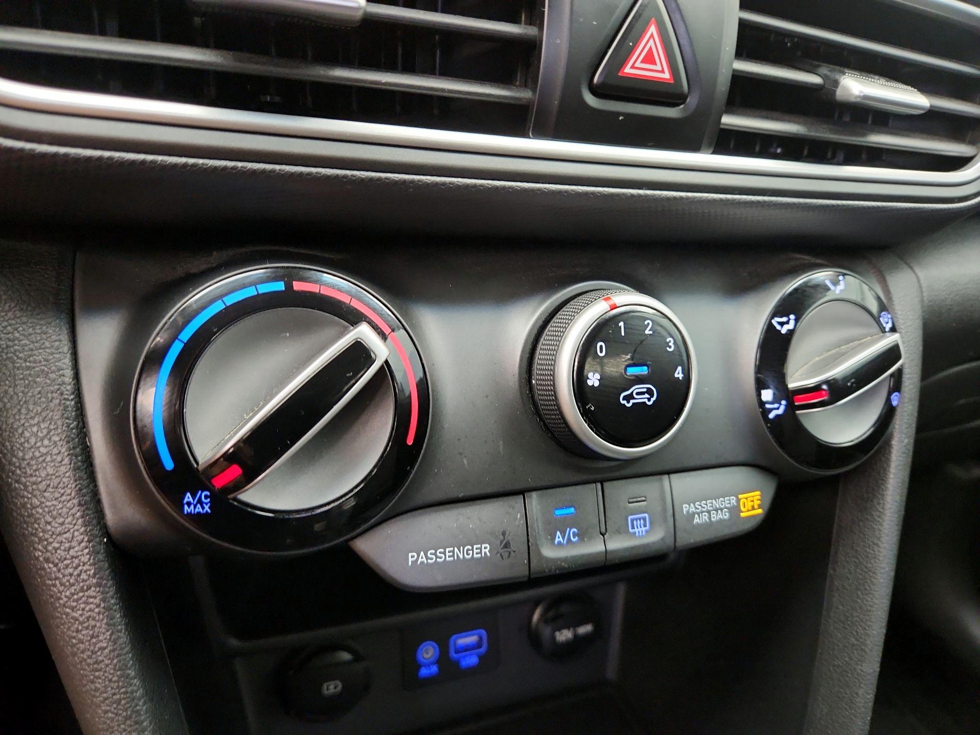 Thumbnail: 2021 Hyundai Kona - 16