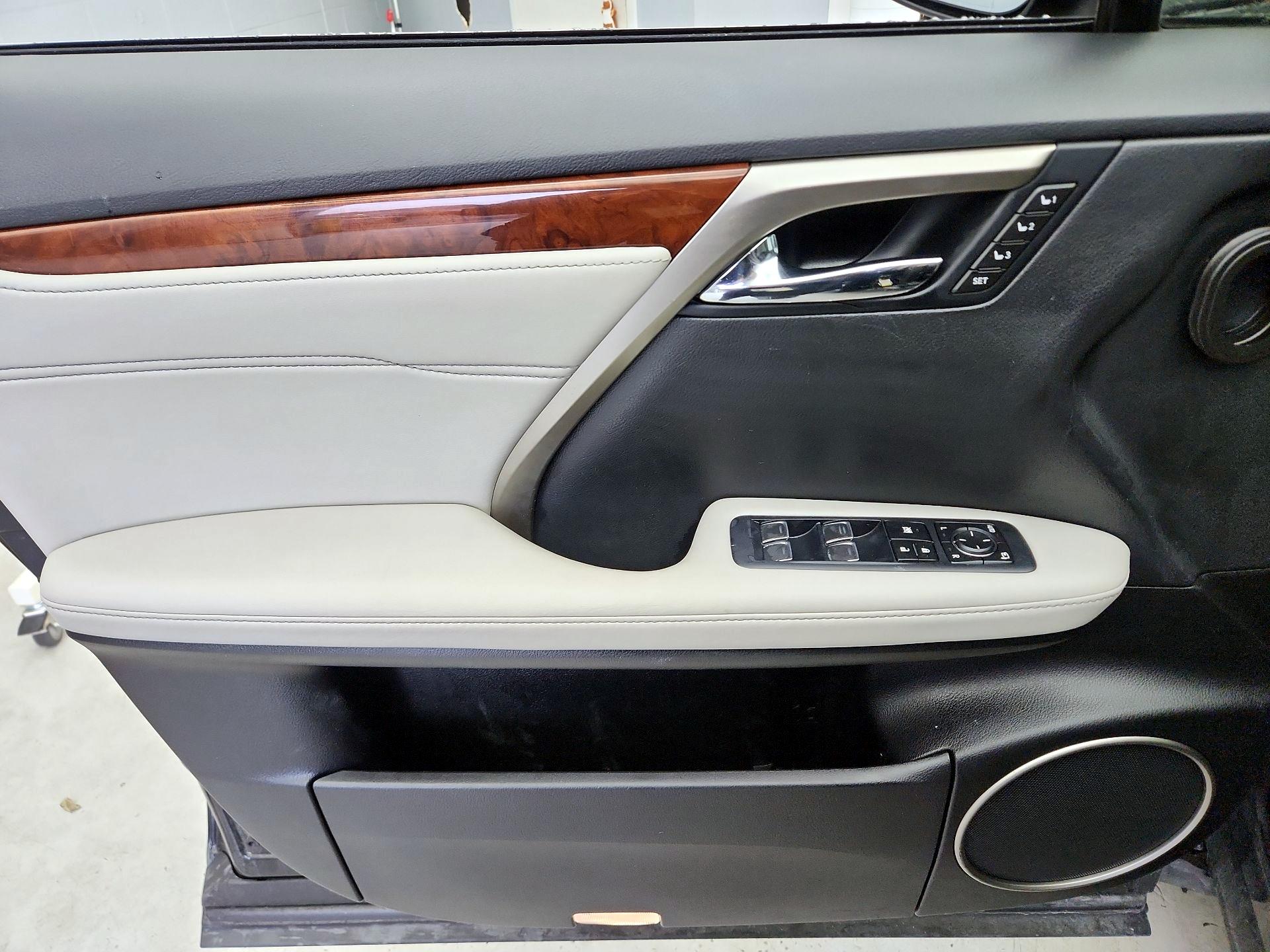 Thumbnail: 2018 Lexus RX - 12