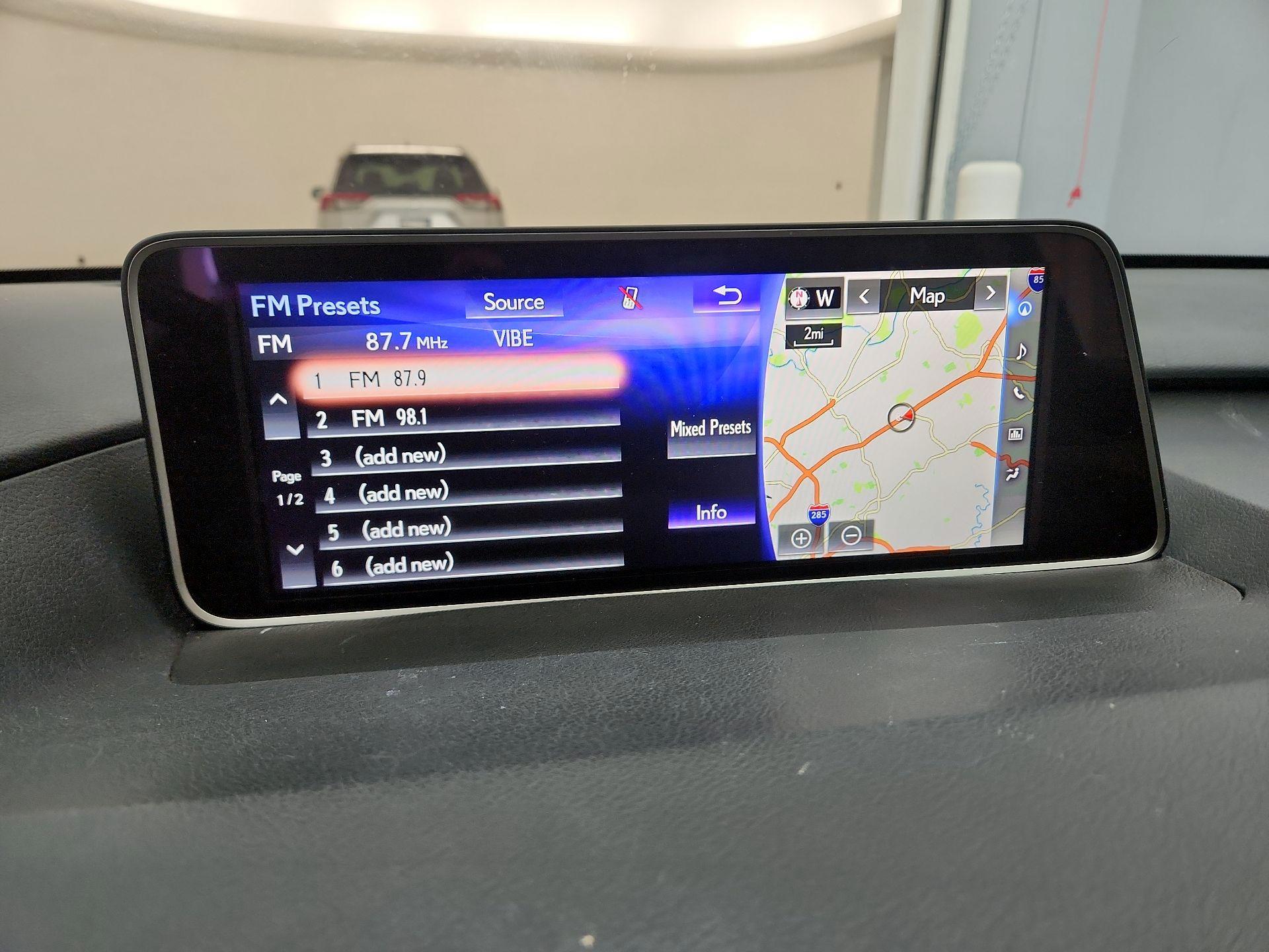 Thumbnail: 2018 Lexus RX - 16