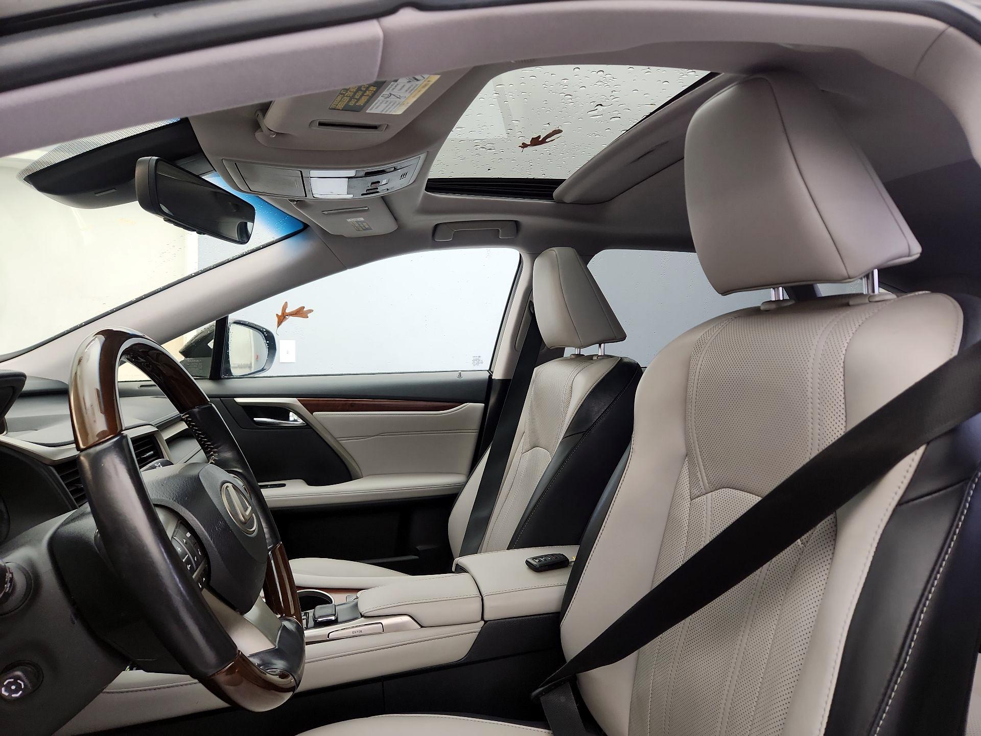 Thumbnail: 2018 Lexus RX - 19