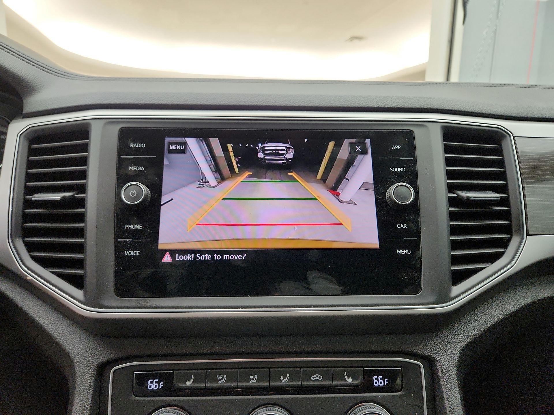 Thumbnail: 2018 Volkswagen Atlas - 14