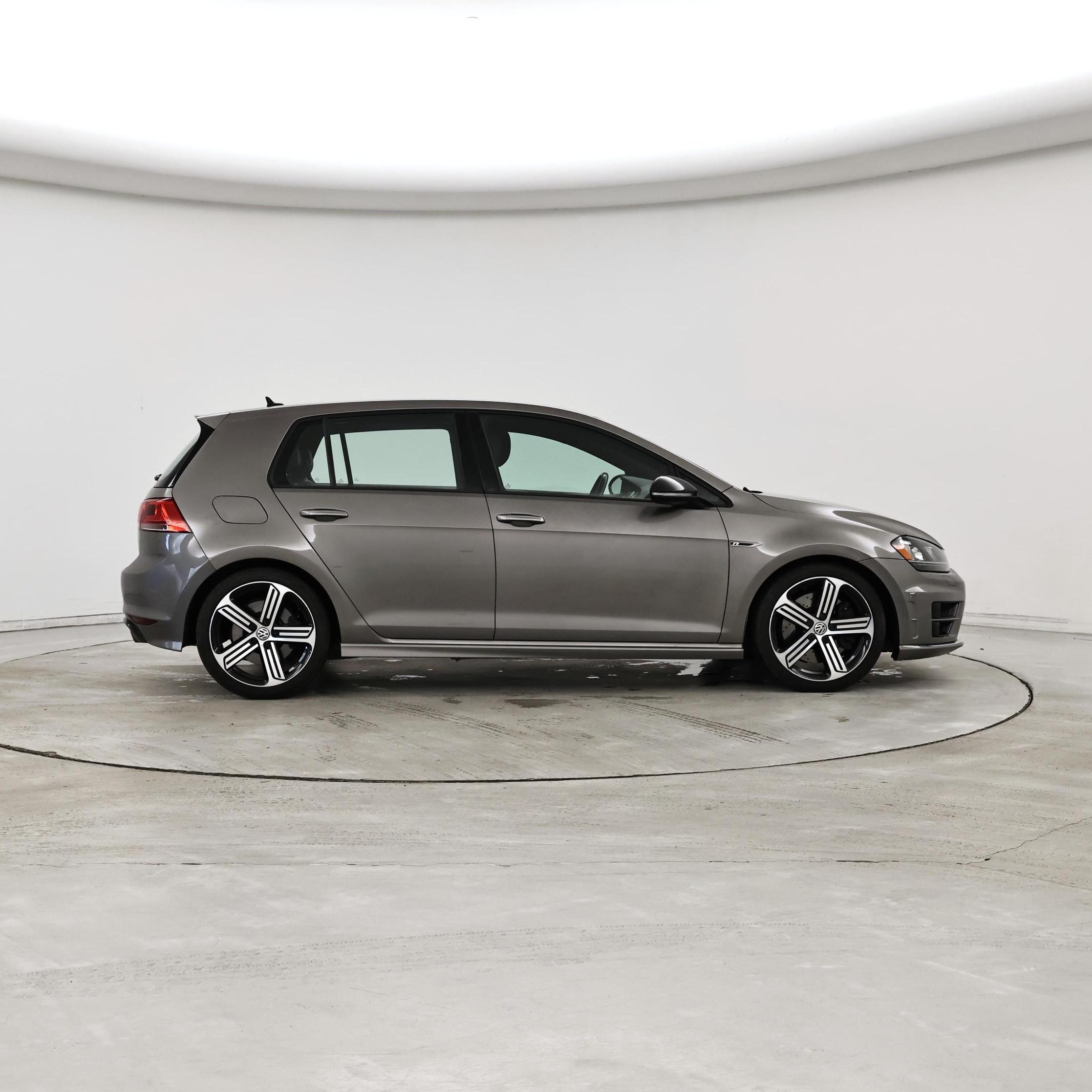 Thumbnail: 2016 Volkswagen Golf - 7