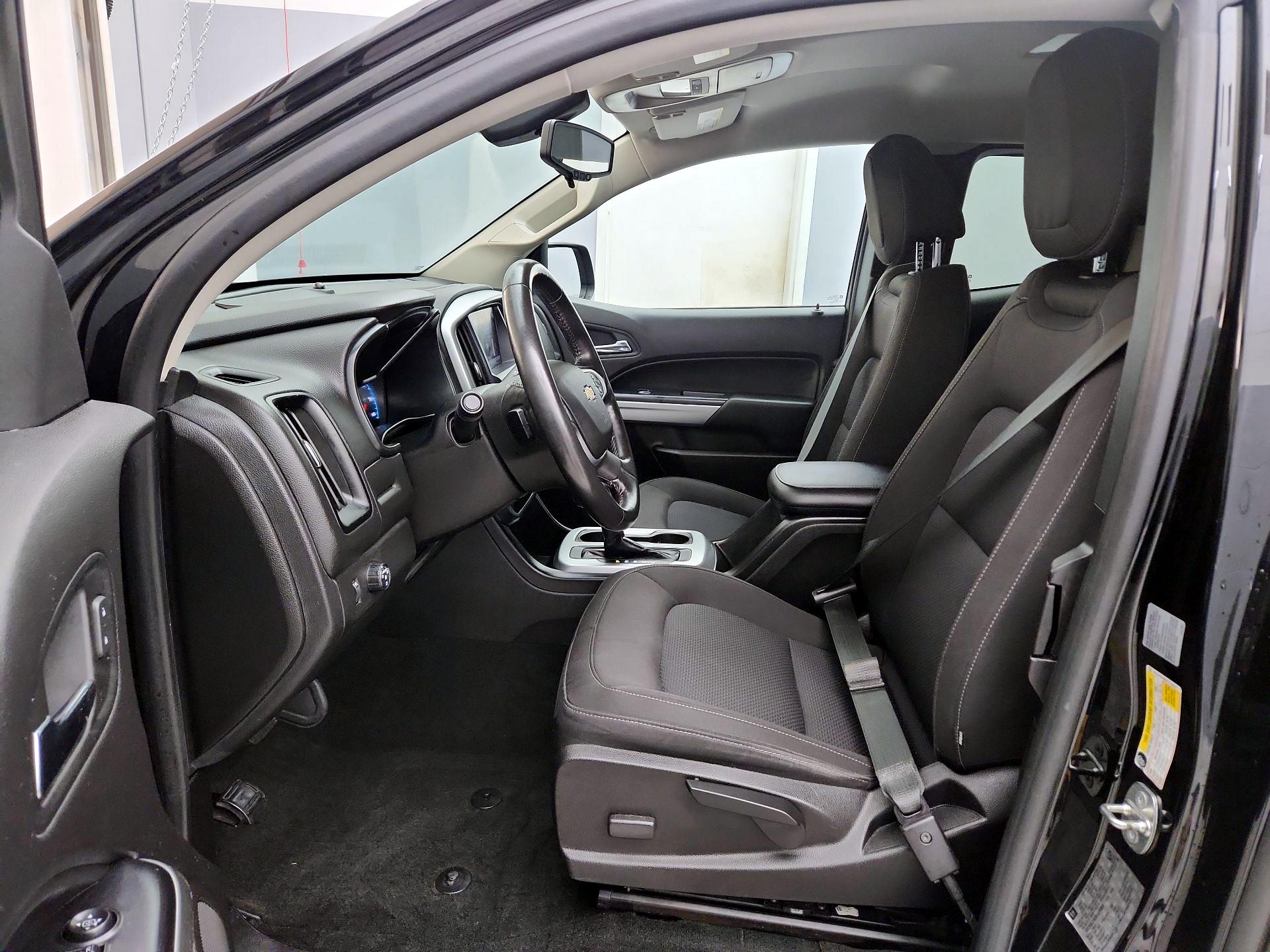 Thumbnail: 2017 Chevrolet Colorado - 11