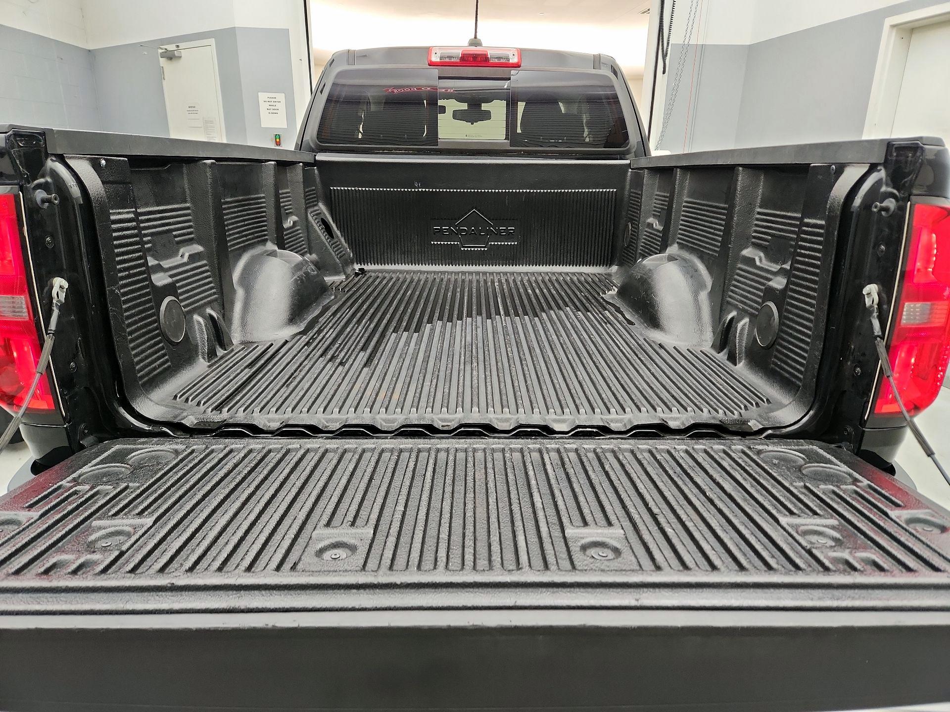 Thumbnail: 2017 Chevrolet Colorado - 20