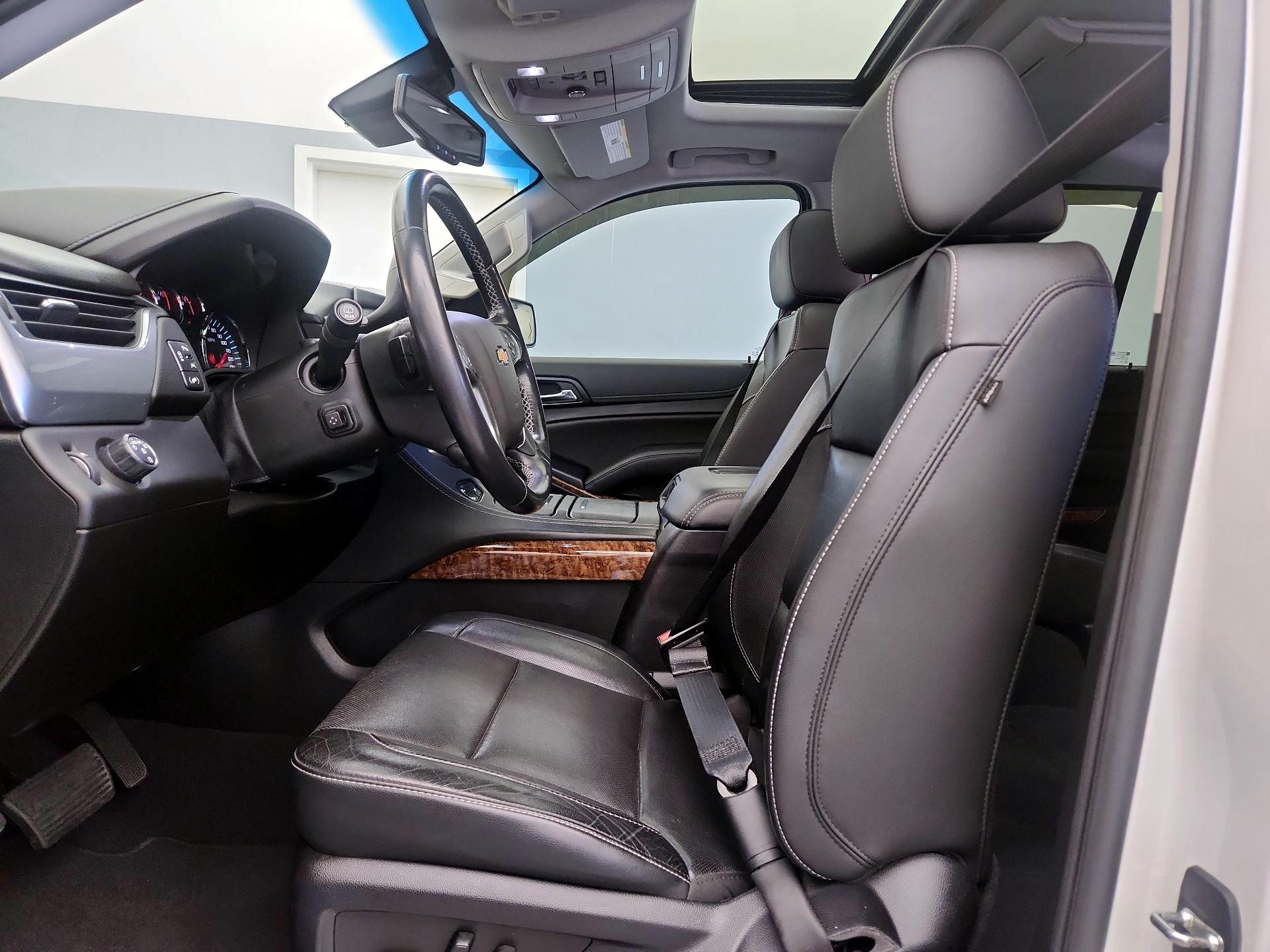 Thumbnail: 2019 Chevrolet Suburban - 11