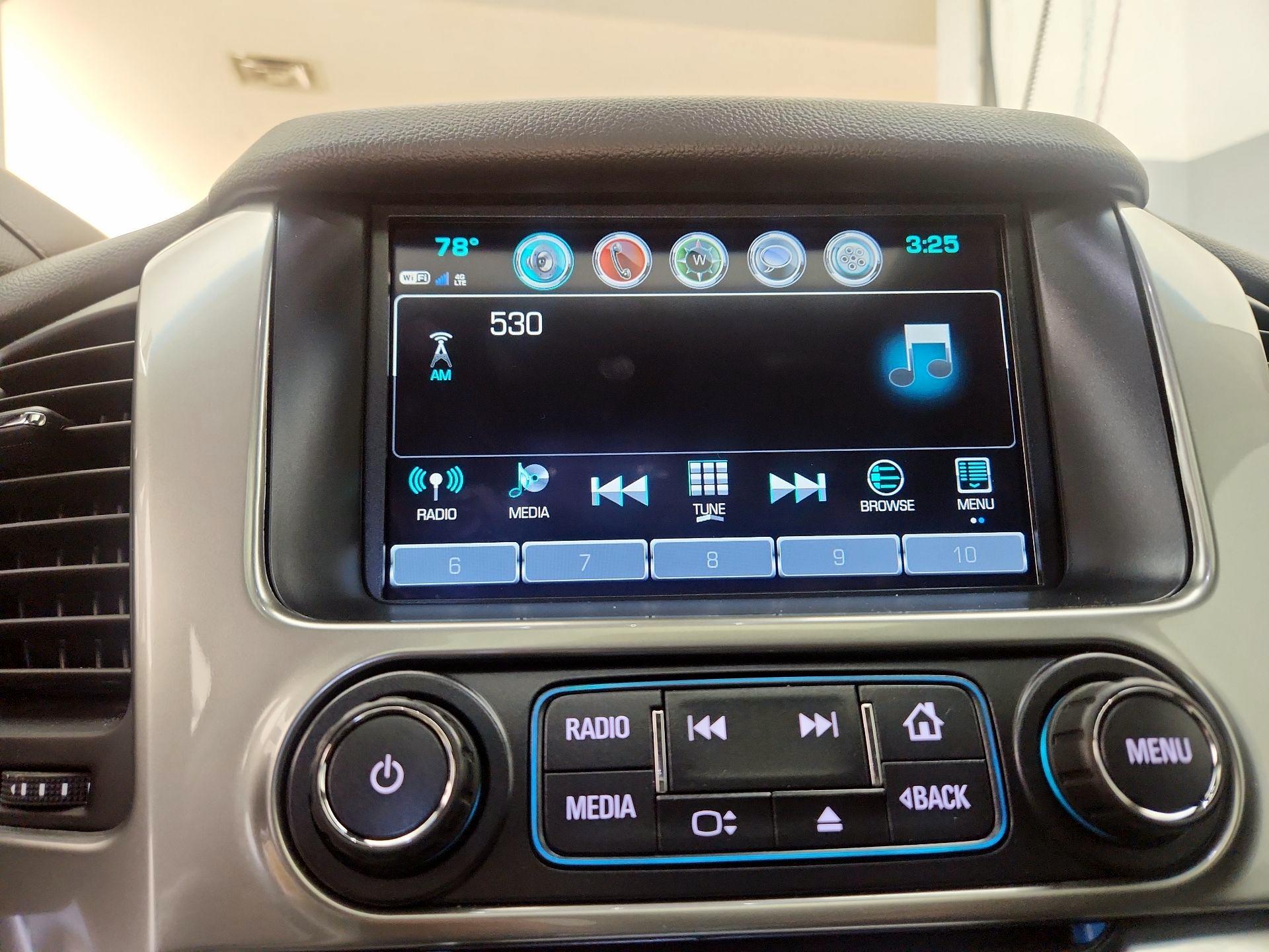 Thumbnail: 2019 Chevrolet Suburban - 16