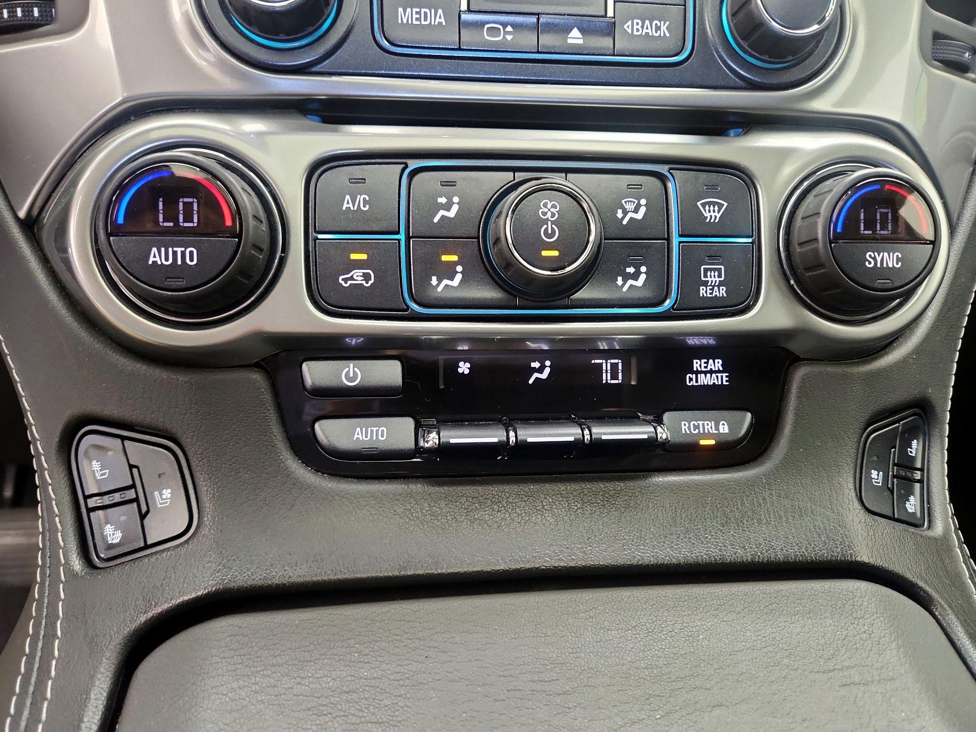 Thumbnail: 2019 Chevrolet Suburban - 17