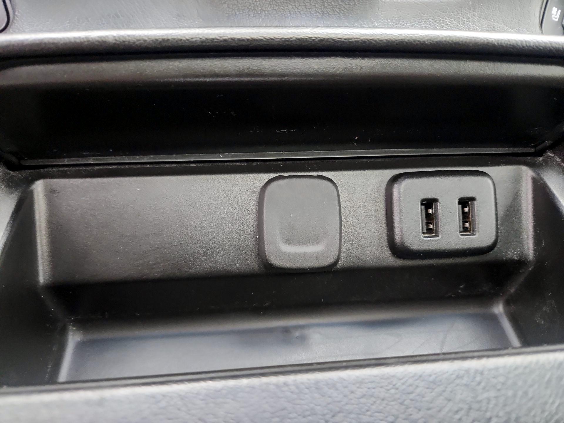 Thumbnail: 2019 Chevrolet Suburban - 19