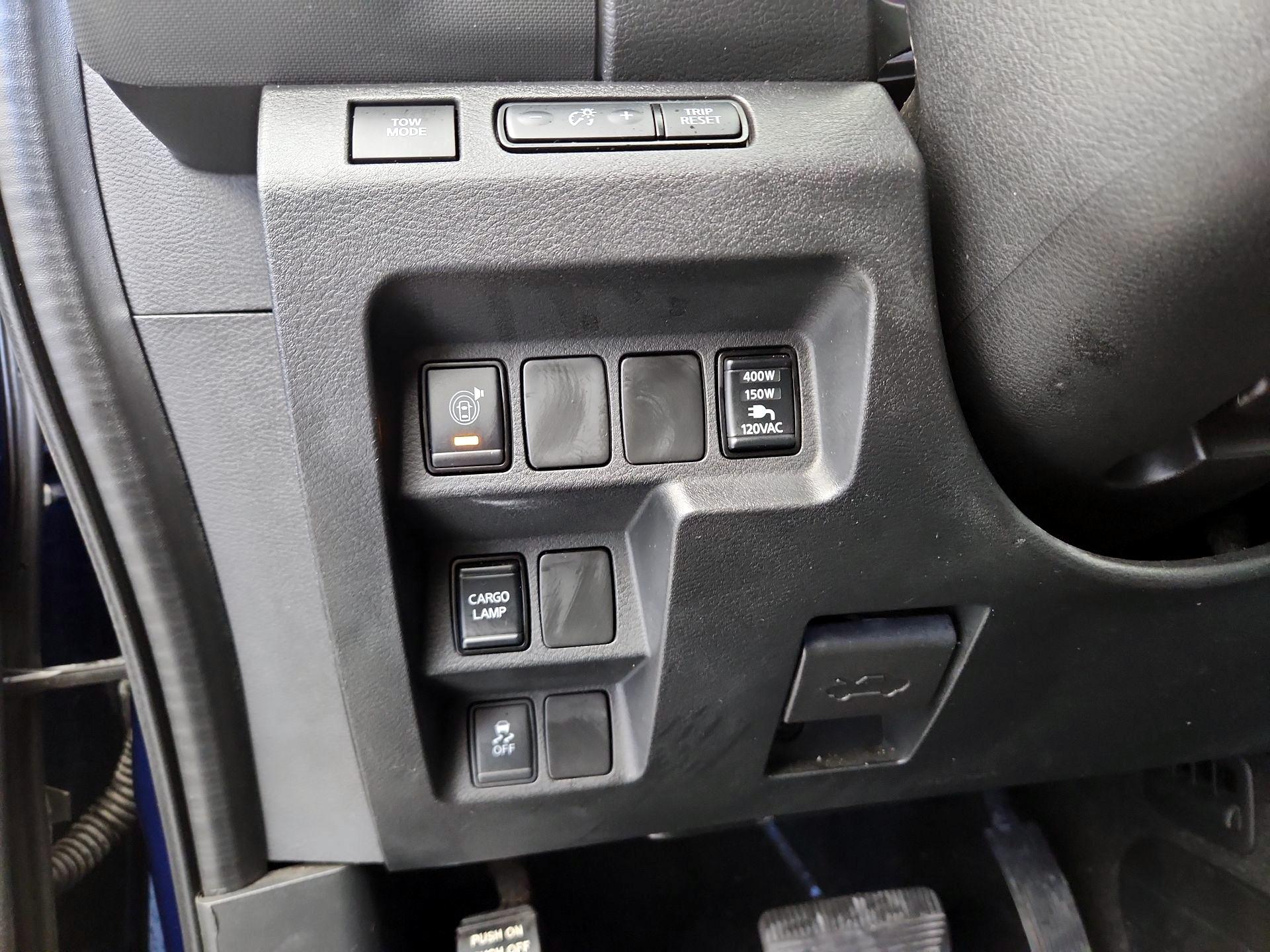 Thumbnail: 2022 Nissan Frontier - 13