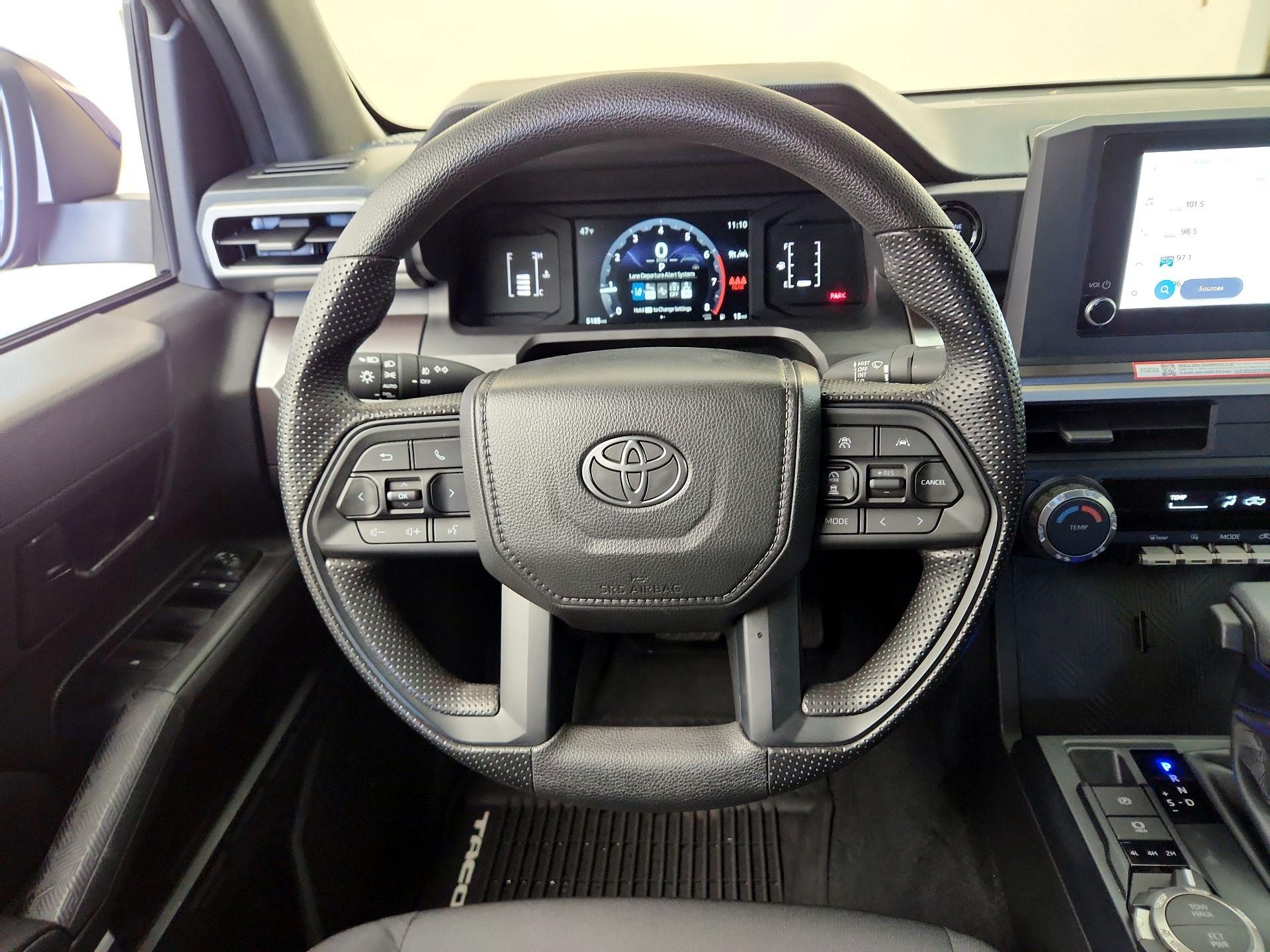 Thumbnail: 2025 Toyota Tacoma - 10