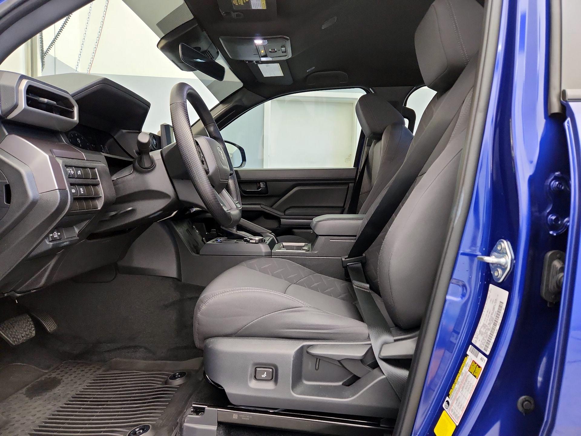 Thumbnail: 2025 Toyota Tacoma - 11