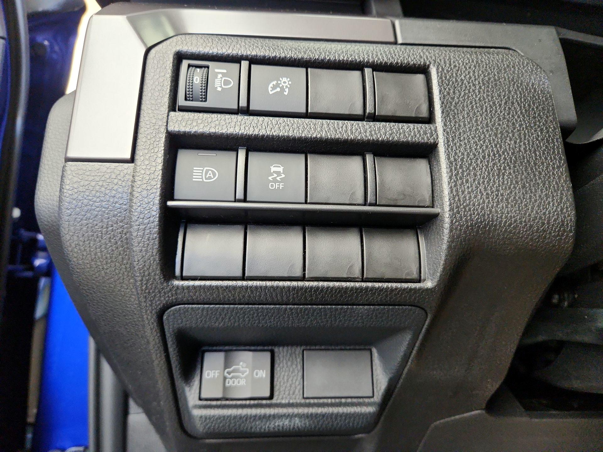 Thumbnail: 2025 Toyota Tacoma - 13